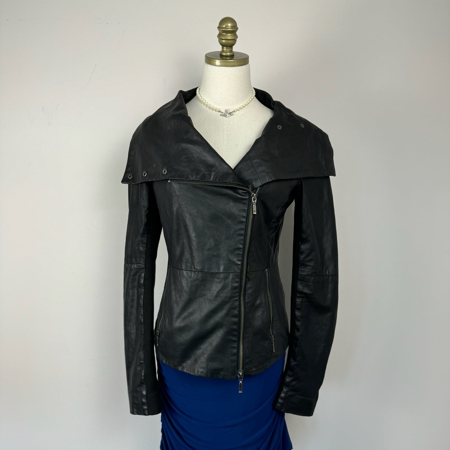 Danier Black Fitted Leather Jacket