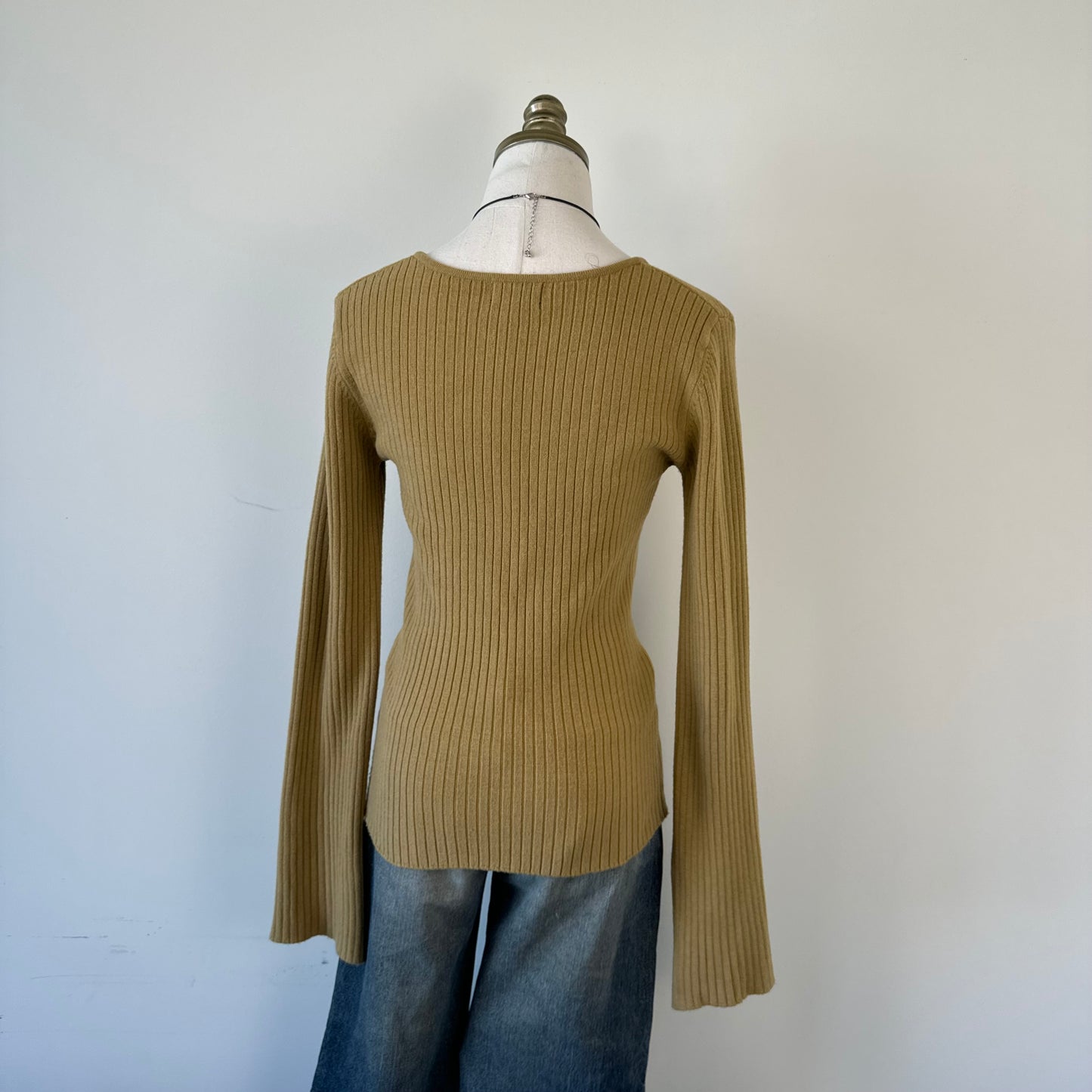 Costa Blanca Bell Sleeve Fitted Top