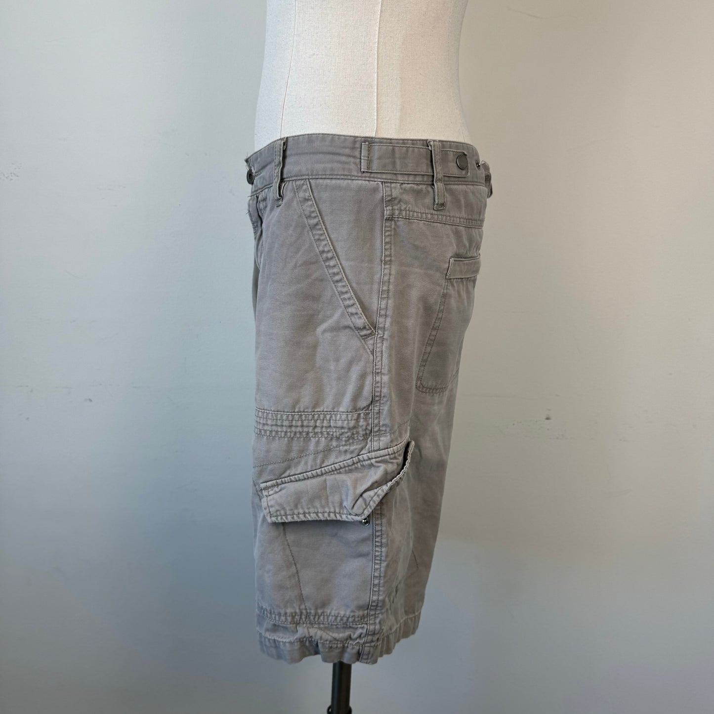 Baggy Cargo Bermuda Shorts