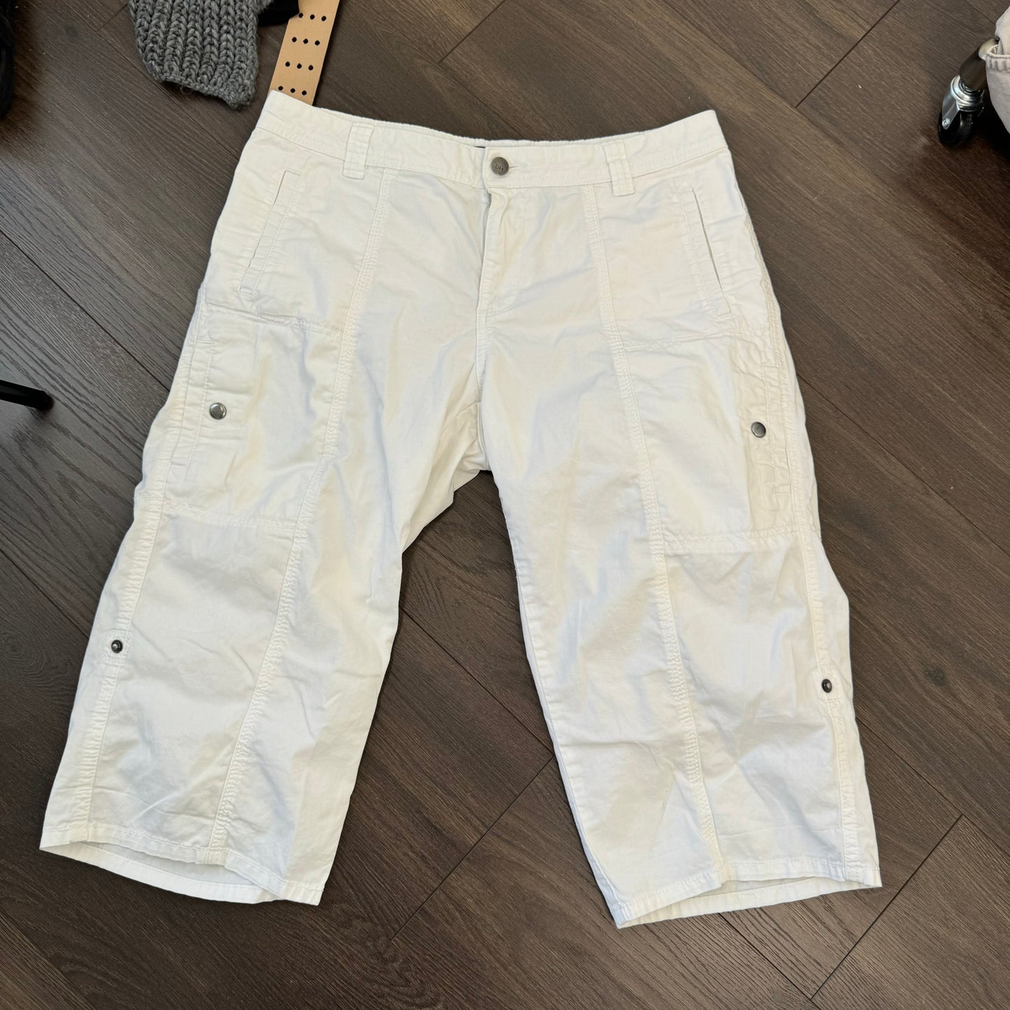 White Low Rise Cargo Capris
