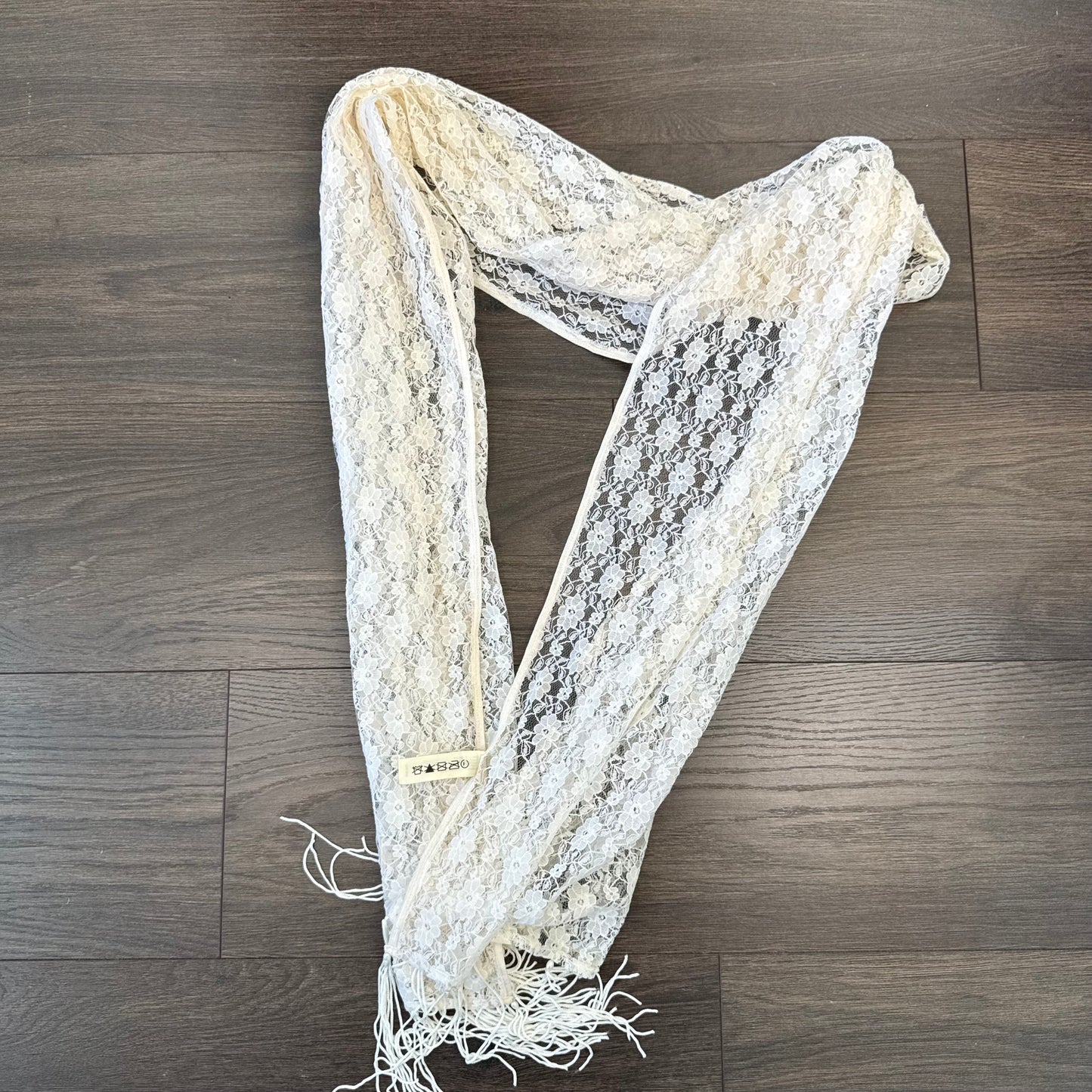 Cream Lace Scarf