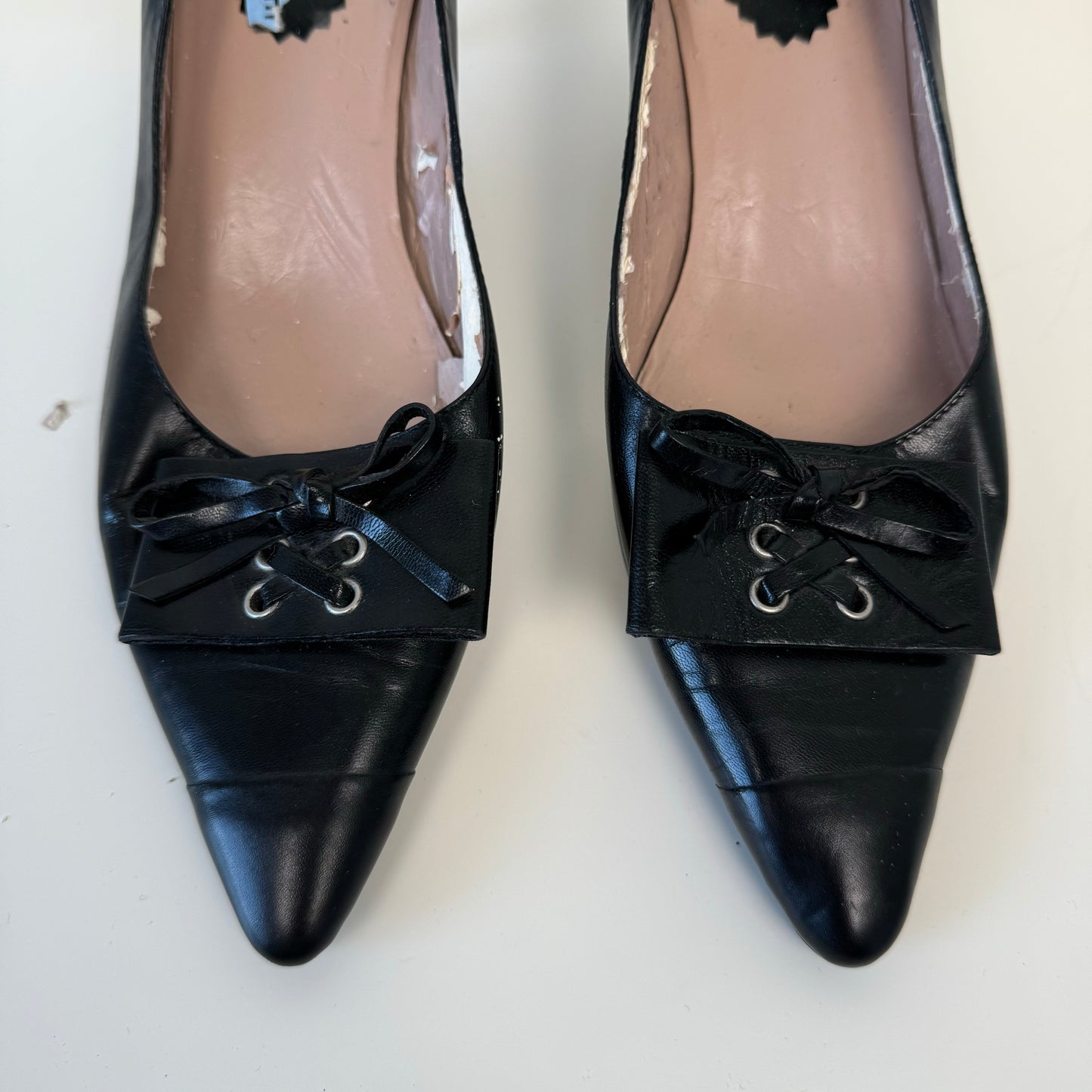 Vintage Black Pointed Toe Kitten Heels