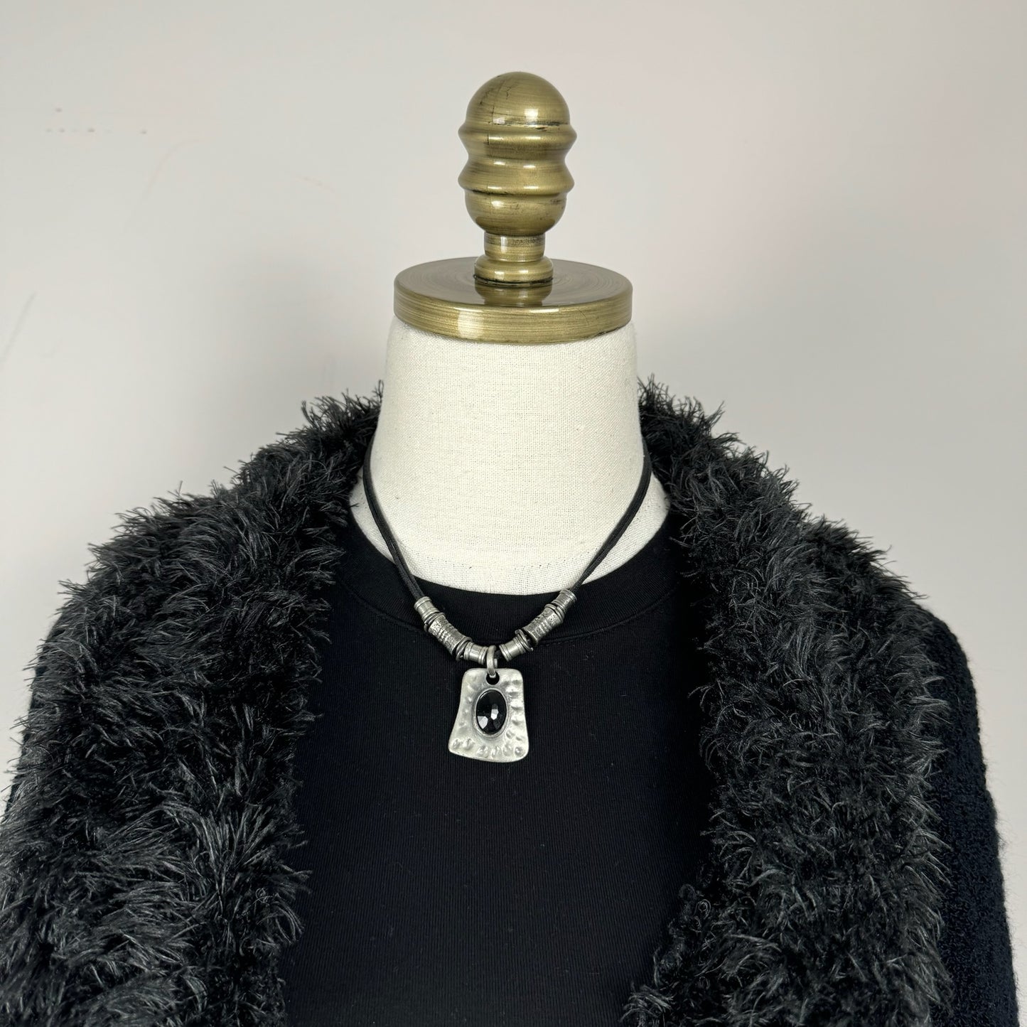 Vintage Black Gem Rope Necklace