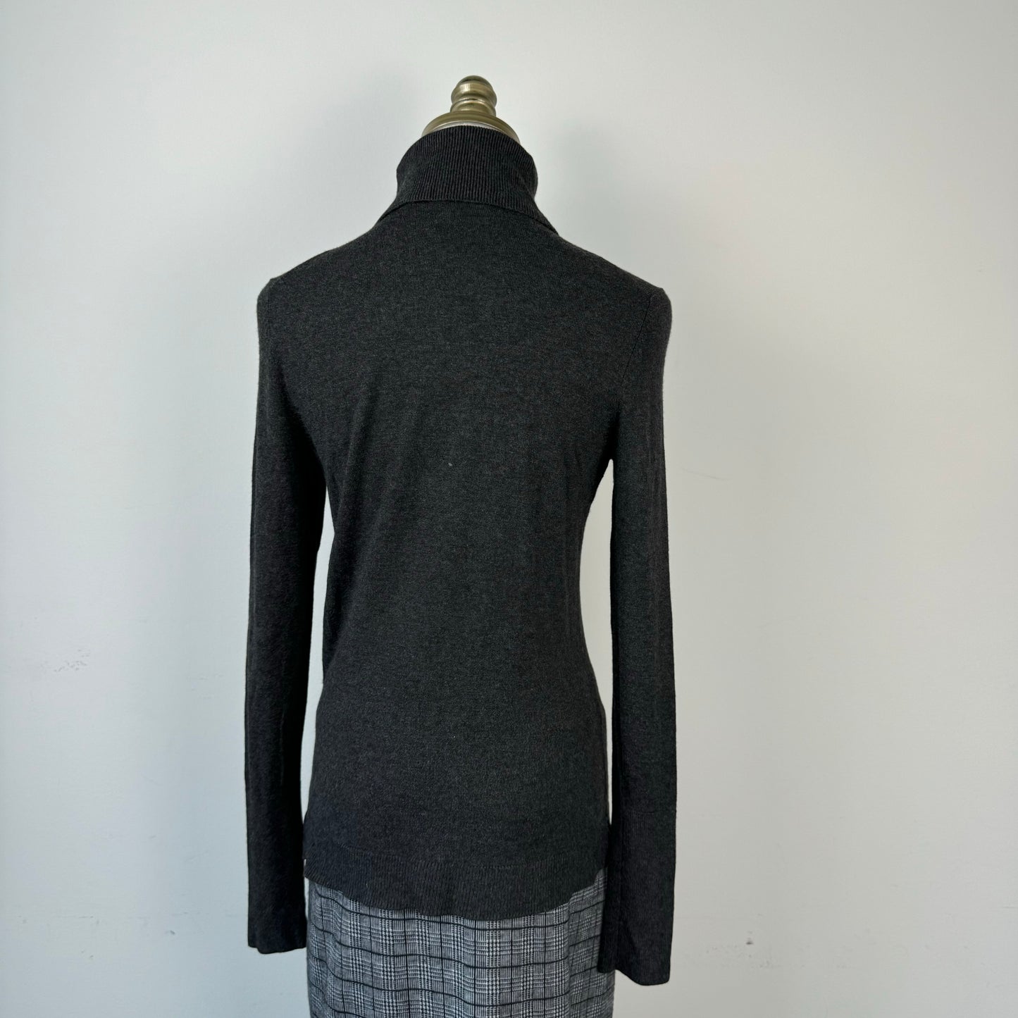 Dark Grey Turtleneck Knit Long Sleeve Top