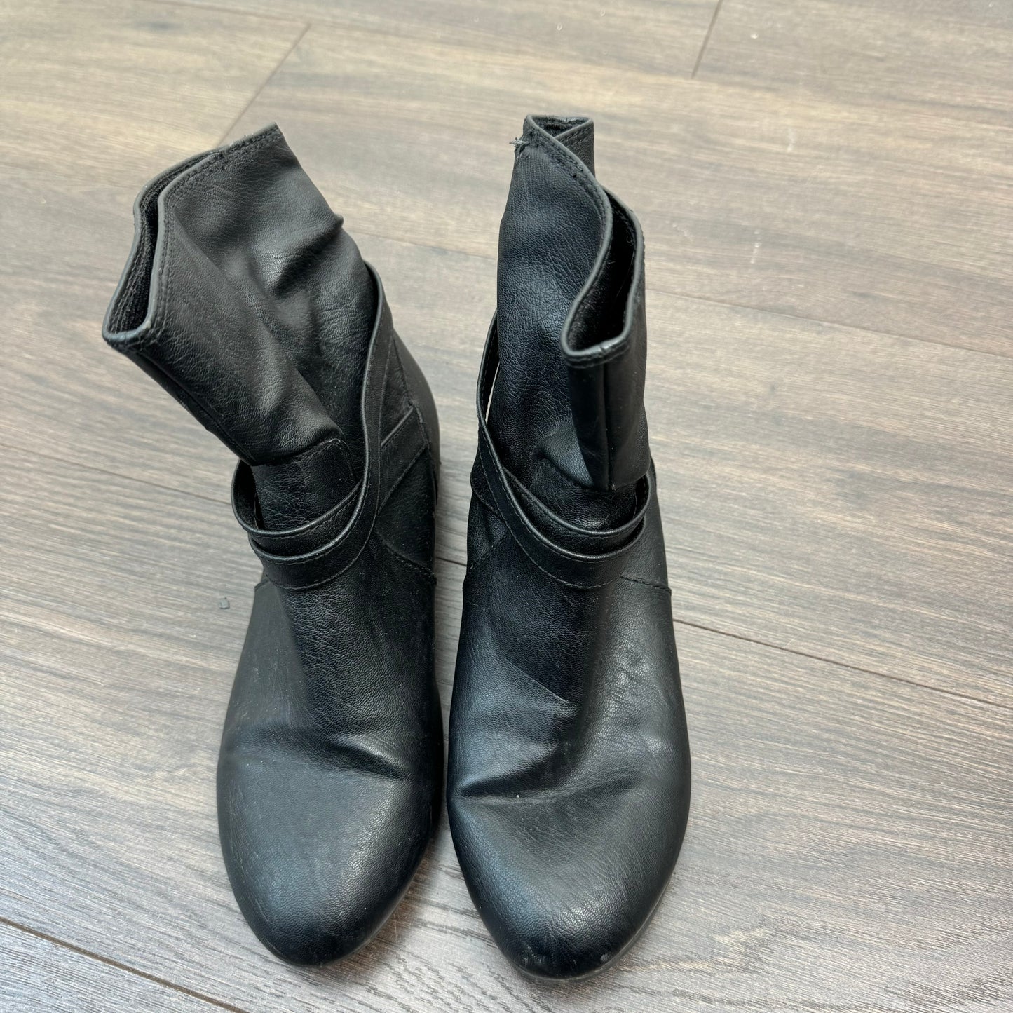 AE Black Leather Biker Boots (US7)