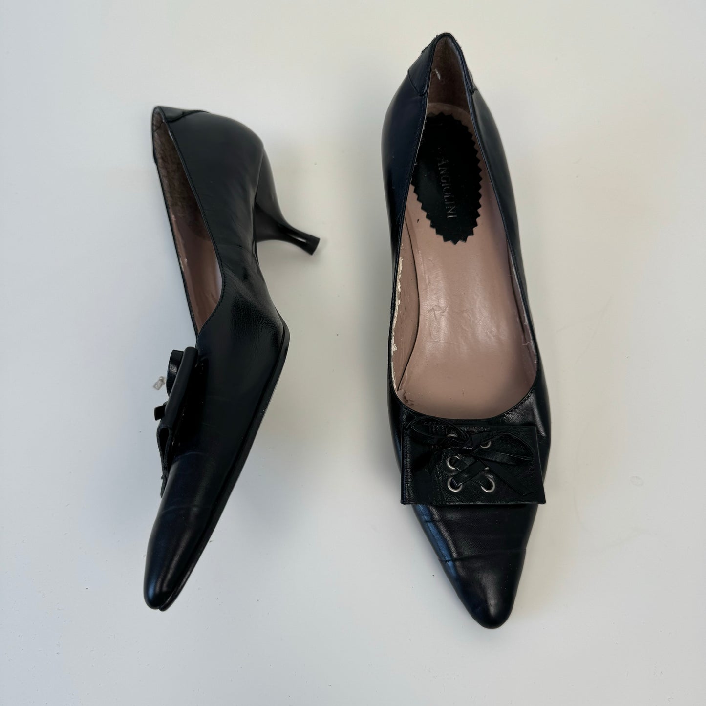 Vintage Black Pointed Toe Kitten Heels