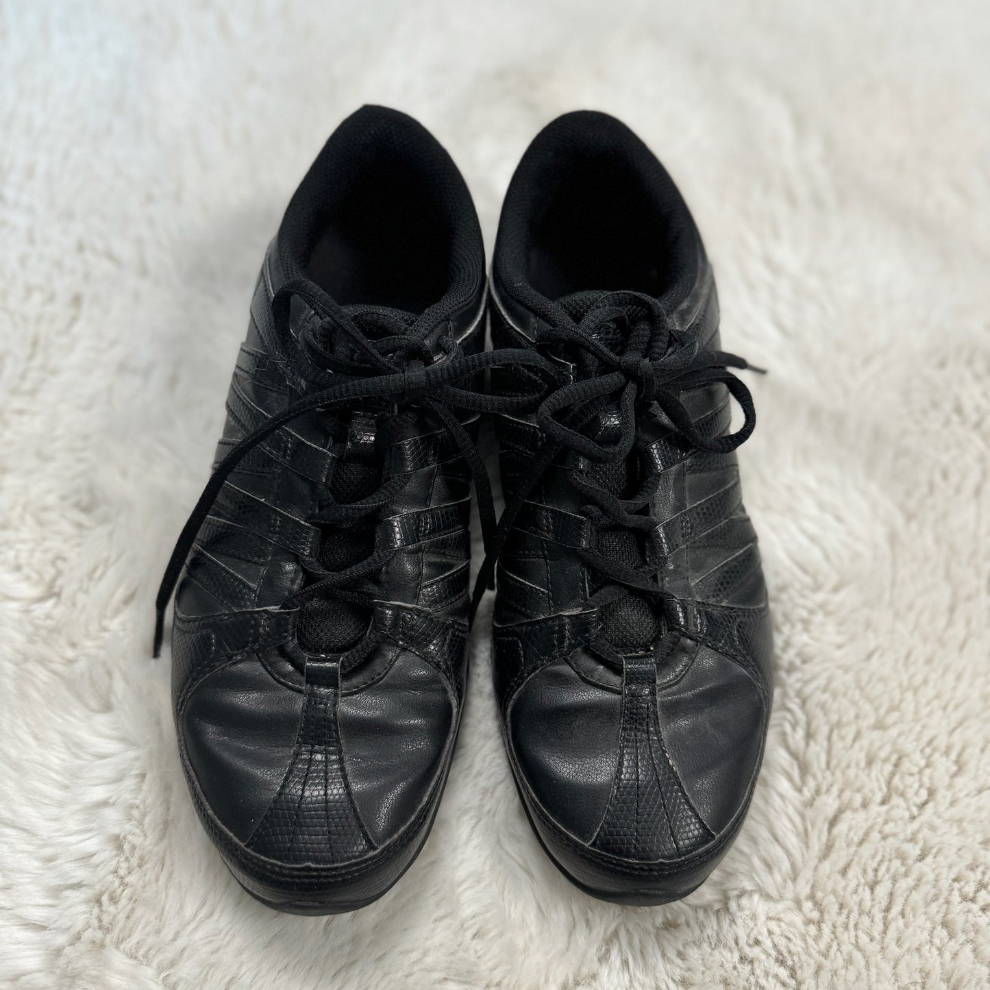Nike Musique IV Black Skinny Sneakers (US 9)