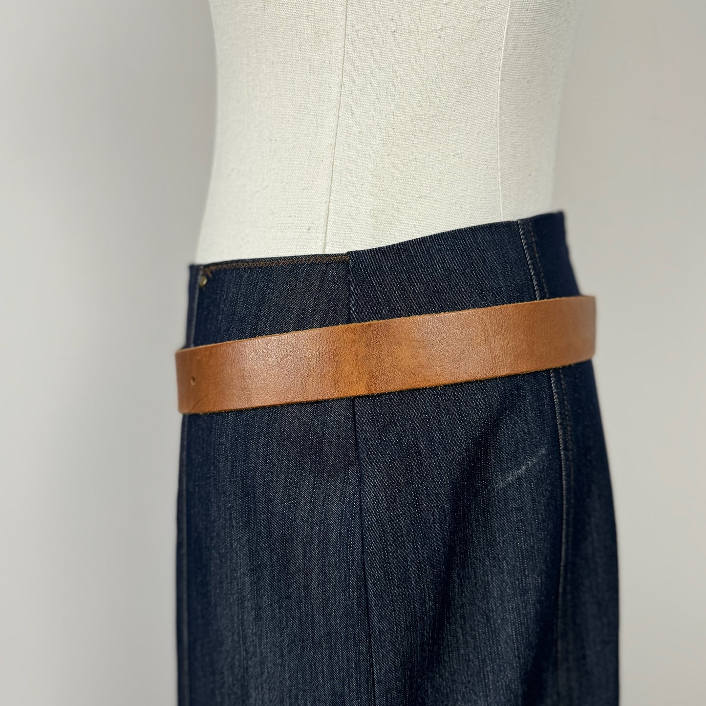 Danier Tan Silver Buckle Leather Belt