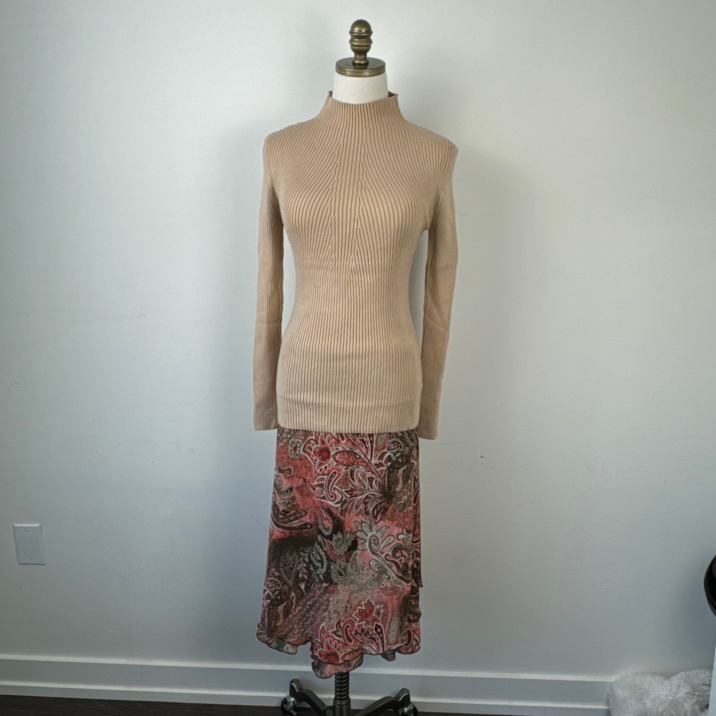 Fitted Beige Long Sleeve Mock Neck Sweater