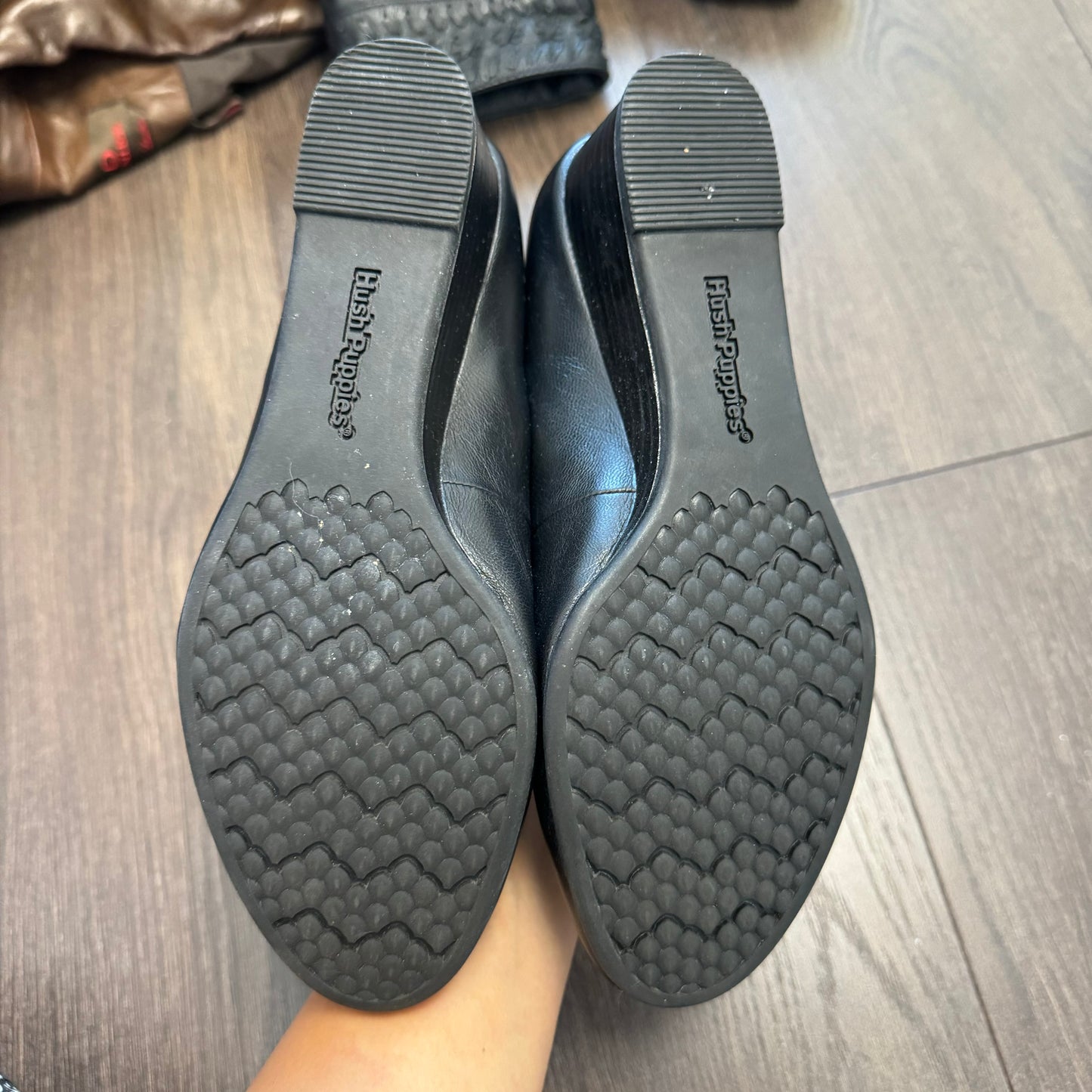 Hush Puppies Black Ballet Wedge Heels with Bow Detail (US W7-7.5)