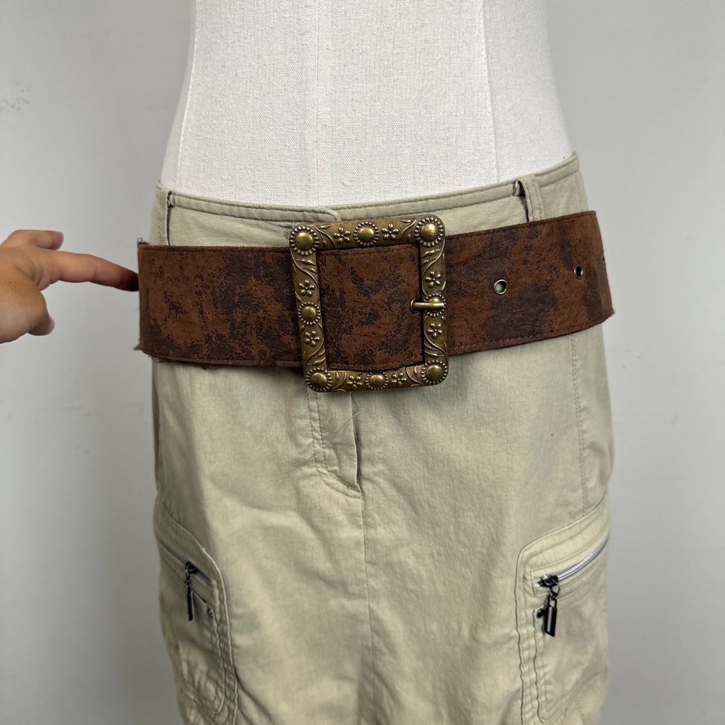 Brown Chunky Faux Suede Belt with Gold Buckle