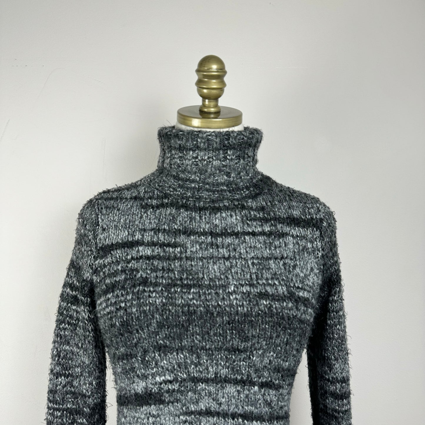 Vintage Gradient Knit Turtleneck Sweater