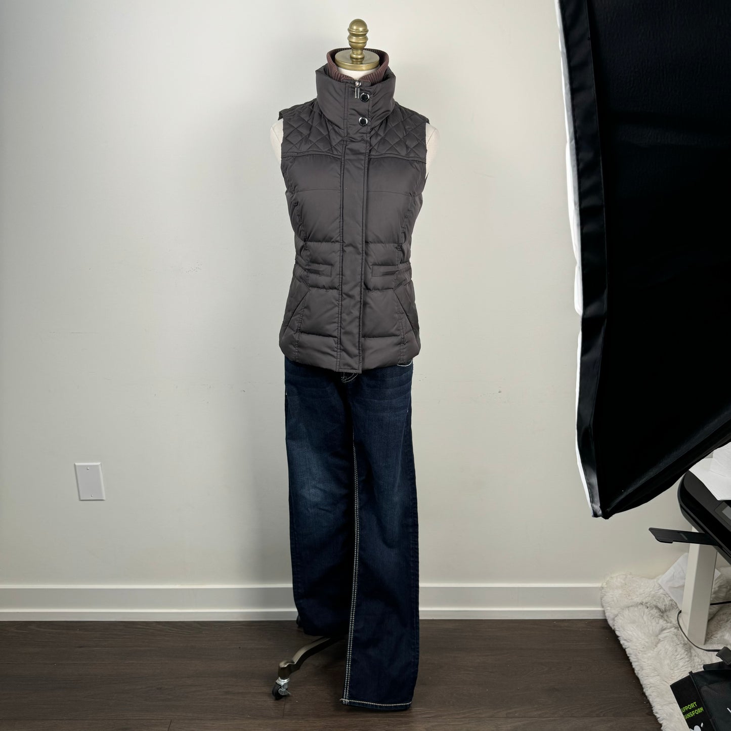 Esprit Brown Zip Up Fitted Puffer Vest