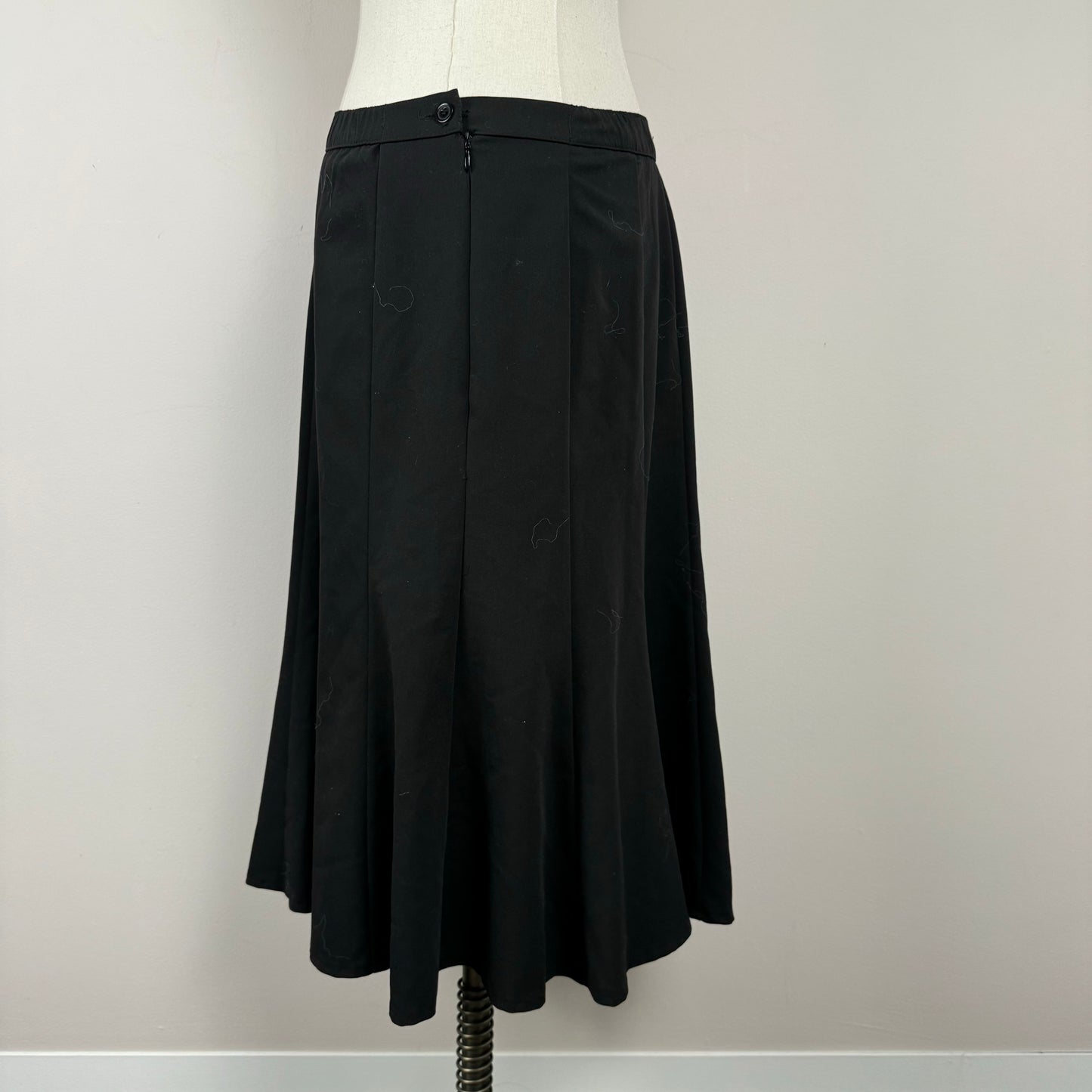 Vintage Black Relaxed Pleated Midi Skirt