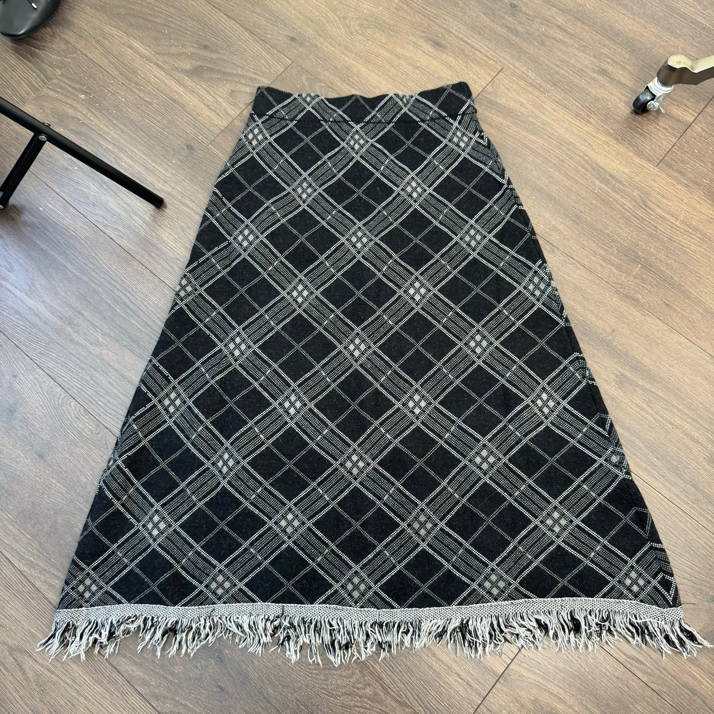 Grey Plaid Knit Midi Skirt