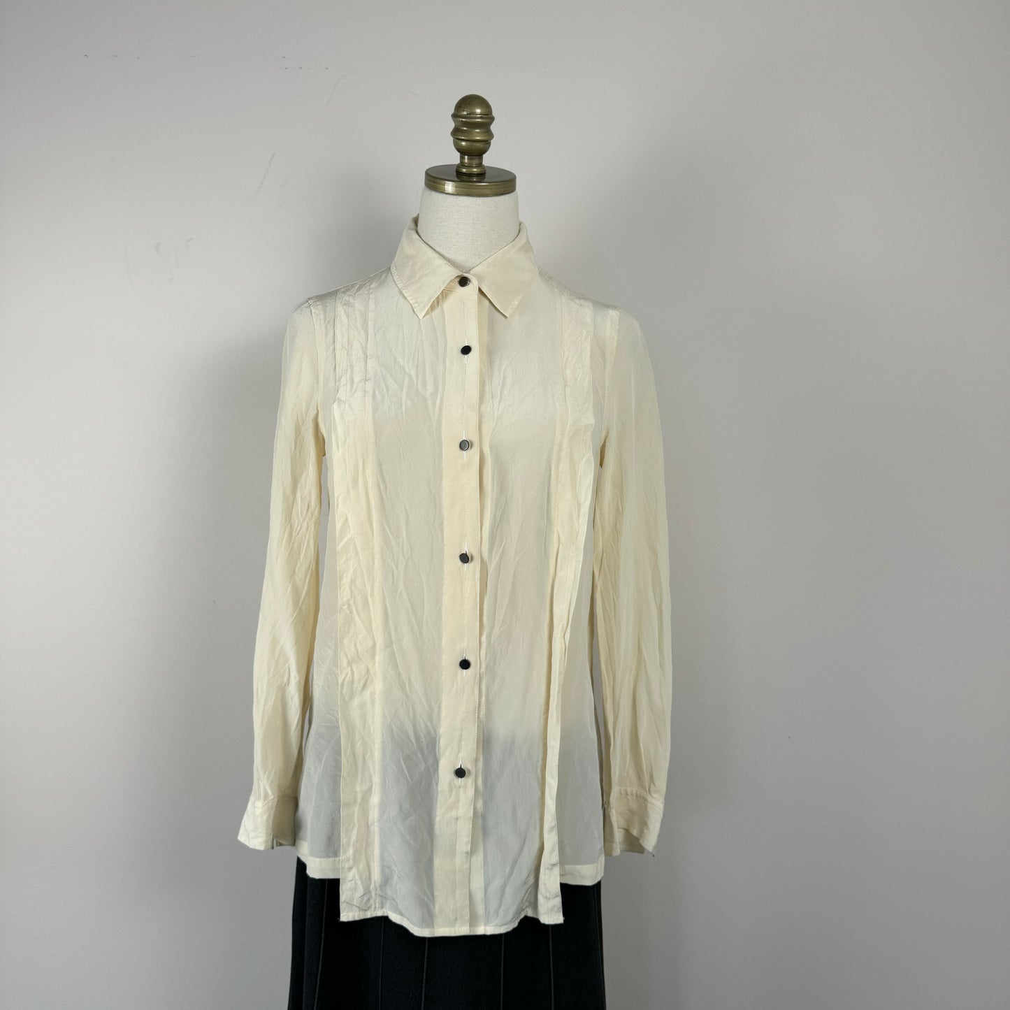 Marc Jacobs Cream 100% Silk Button Up Shirt