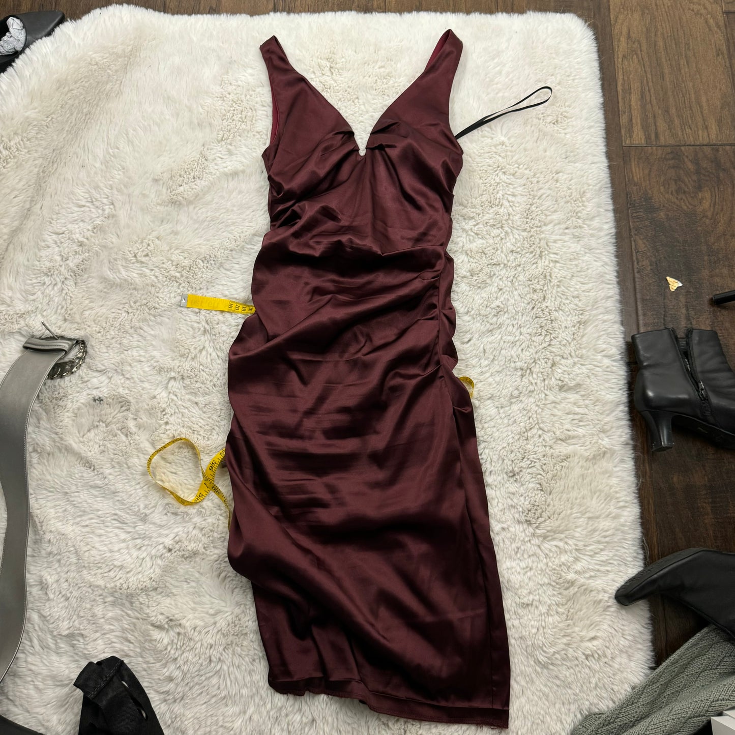 Vintage Burgundy Silky Fitted Midi Dress