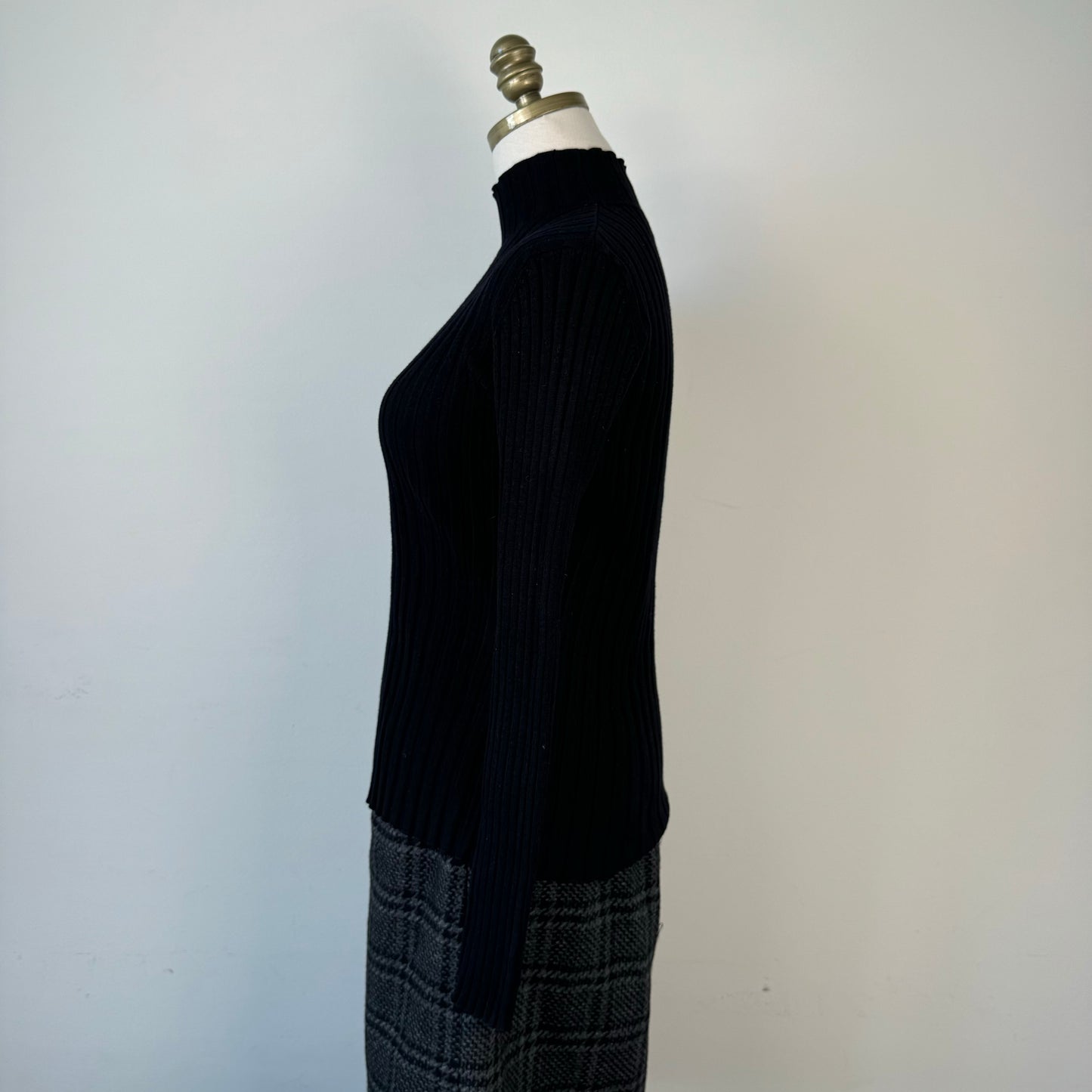 Black Fitted Ribbed Turtleneck Long Sleeve Top