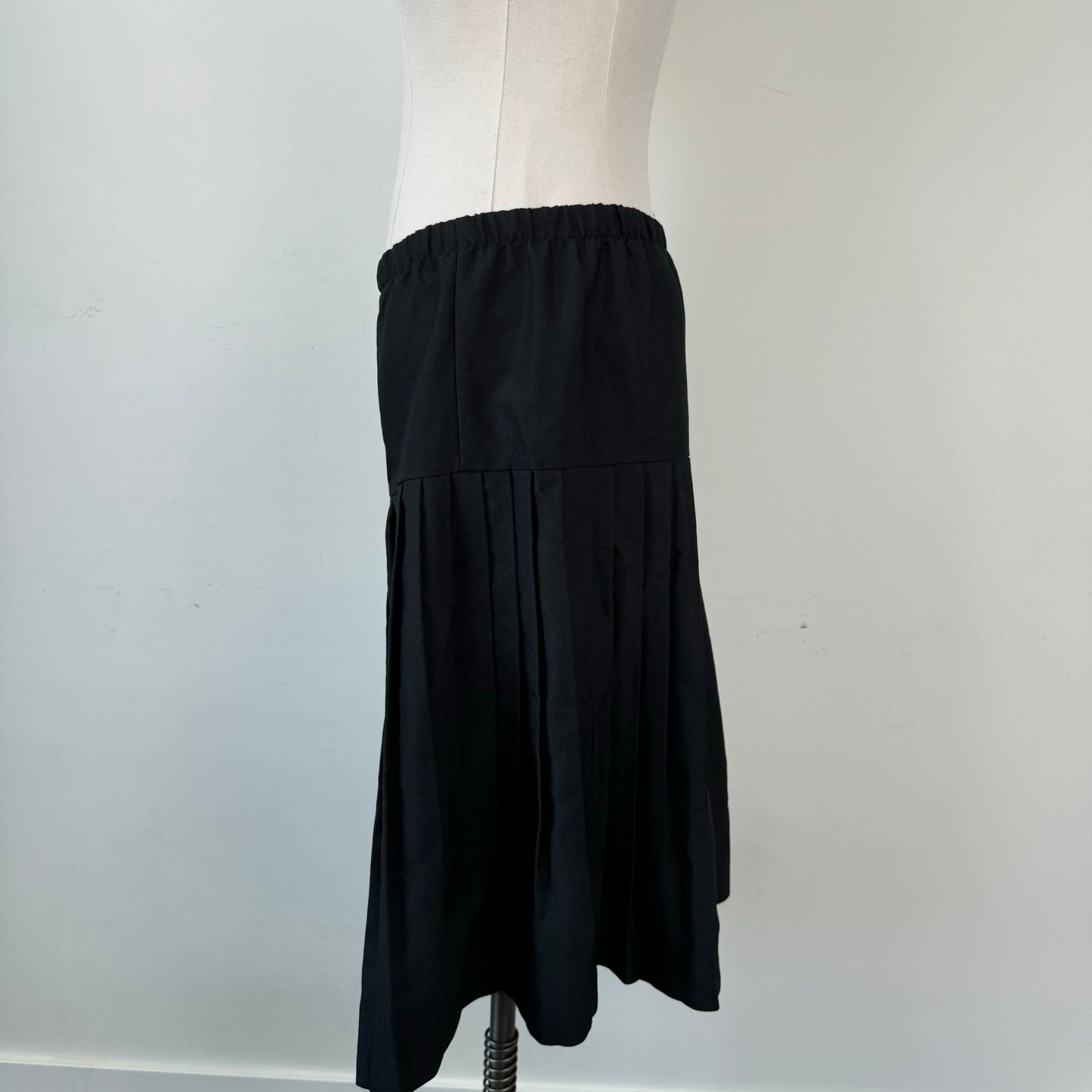 Vintage Black Pleated Midi Skirt