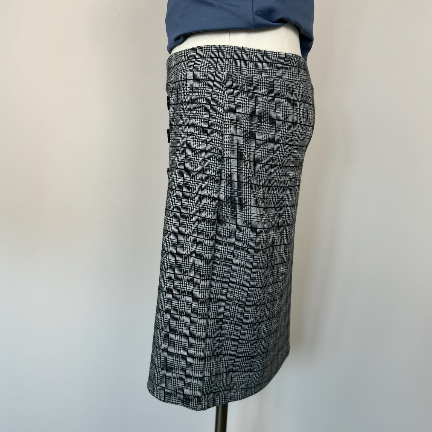 Grey Plaid Knit Midi Skirt