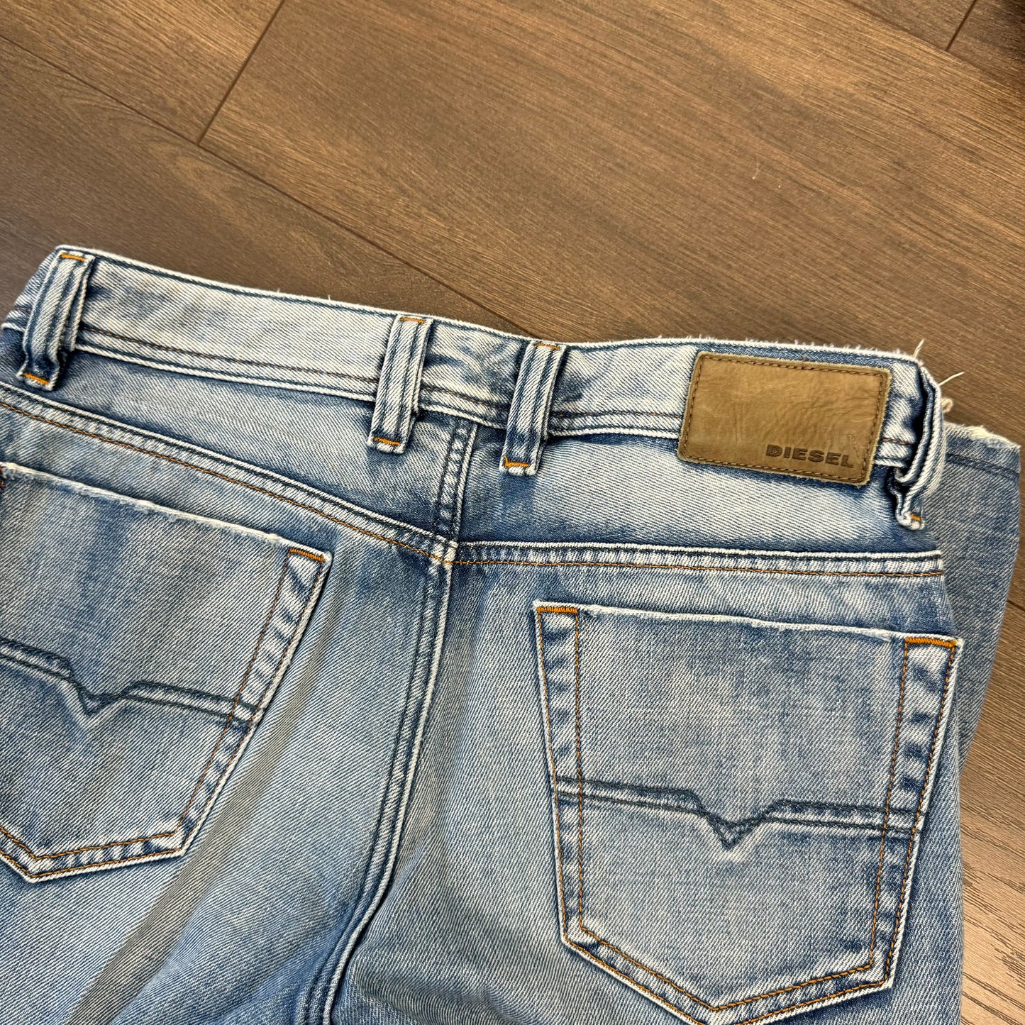 Diesel Slim Straight Viker-R Jeans