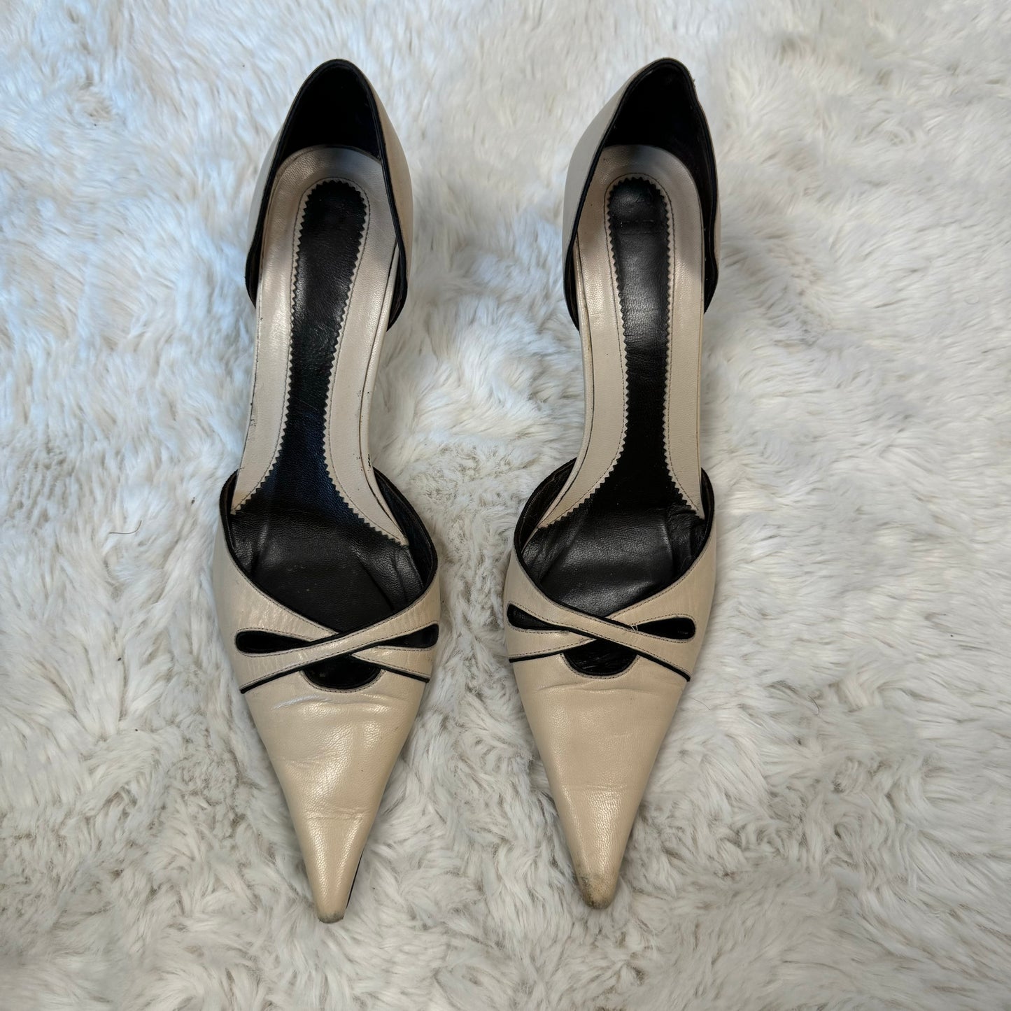 Pointed Toe Kitten Heels (US 9/9.5)