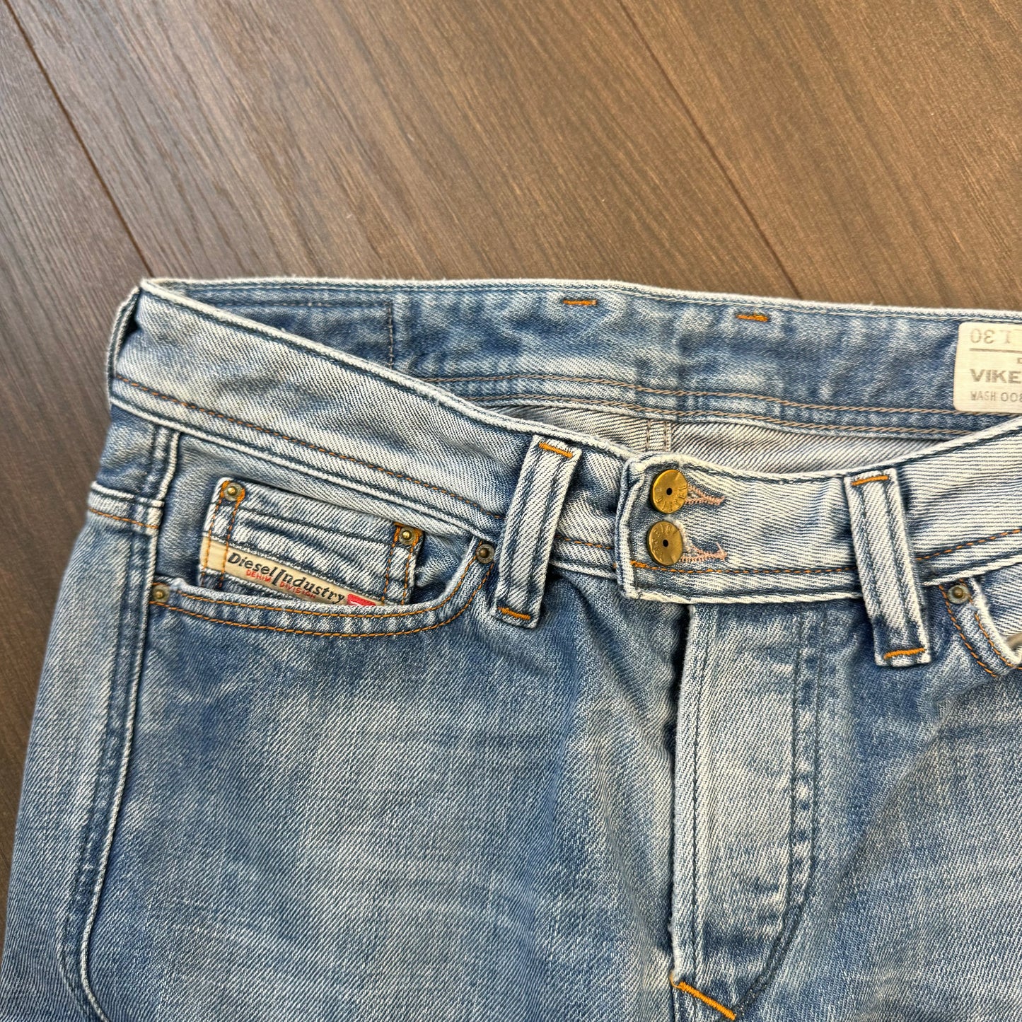 Diesel Slim Straight Viker-R Jeans