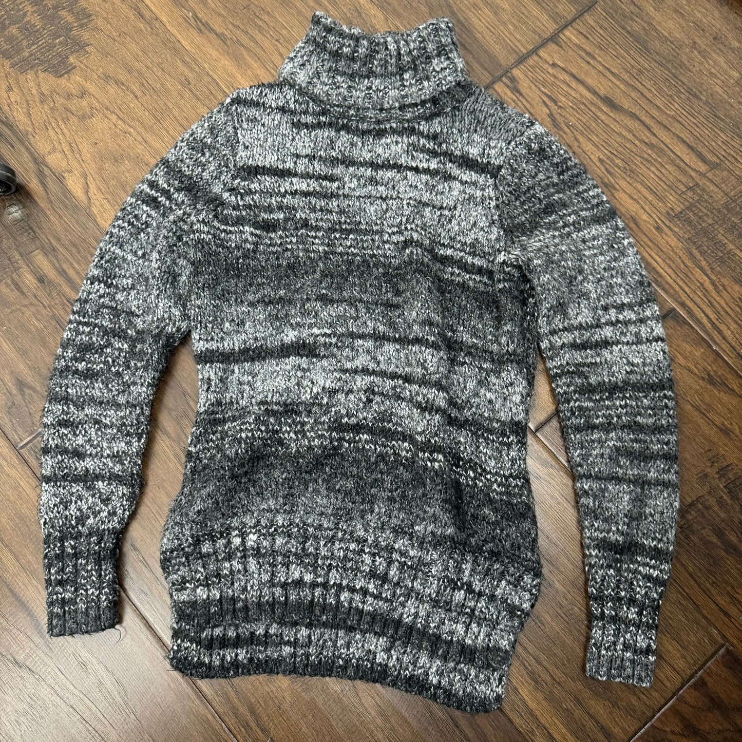 Vintage Gradient Knit Turtleneck Sweater