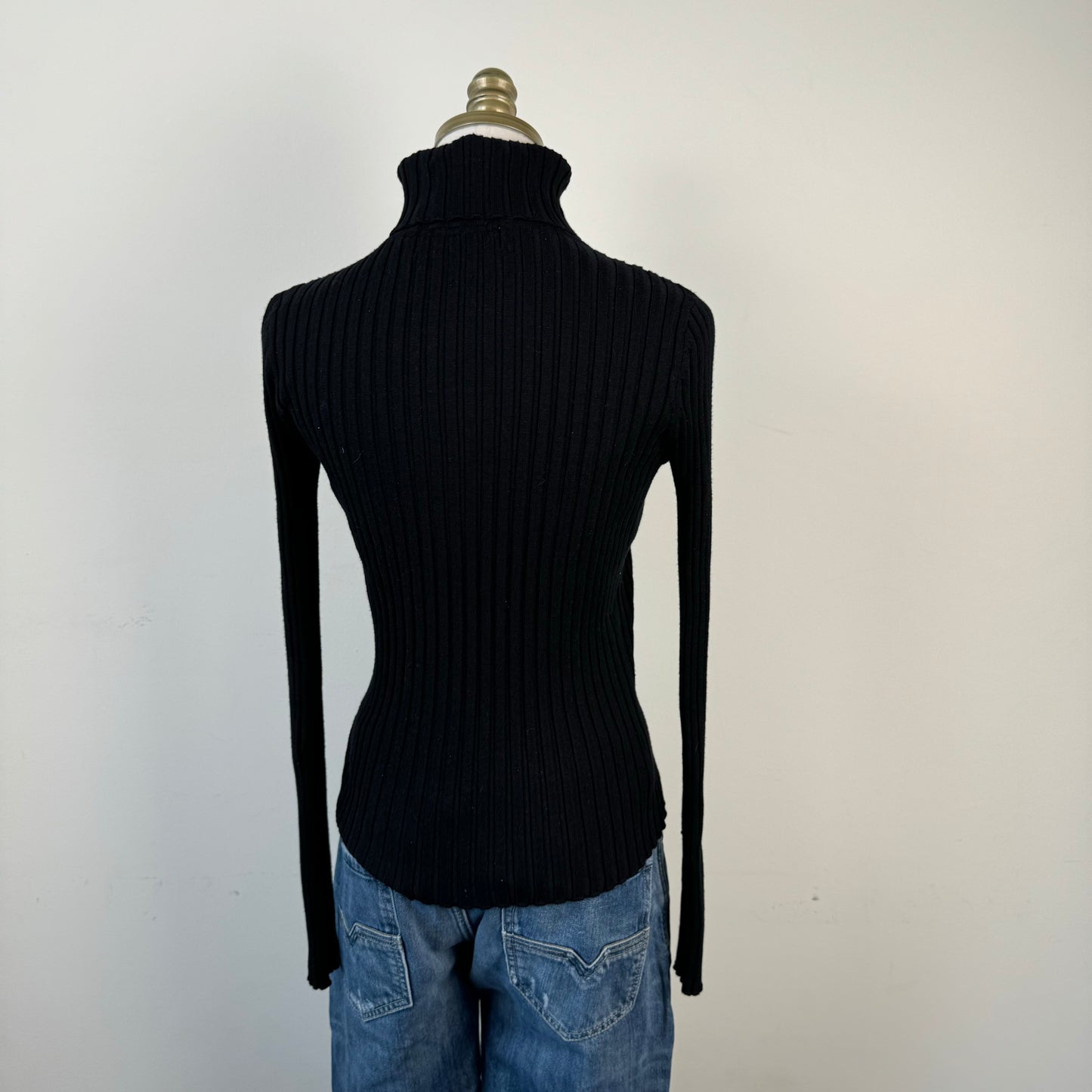 Black Ribbed Knit Fitted Turtleneck Sweater