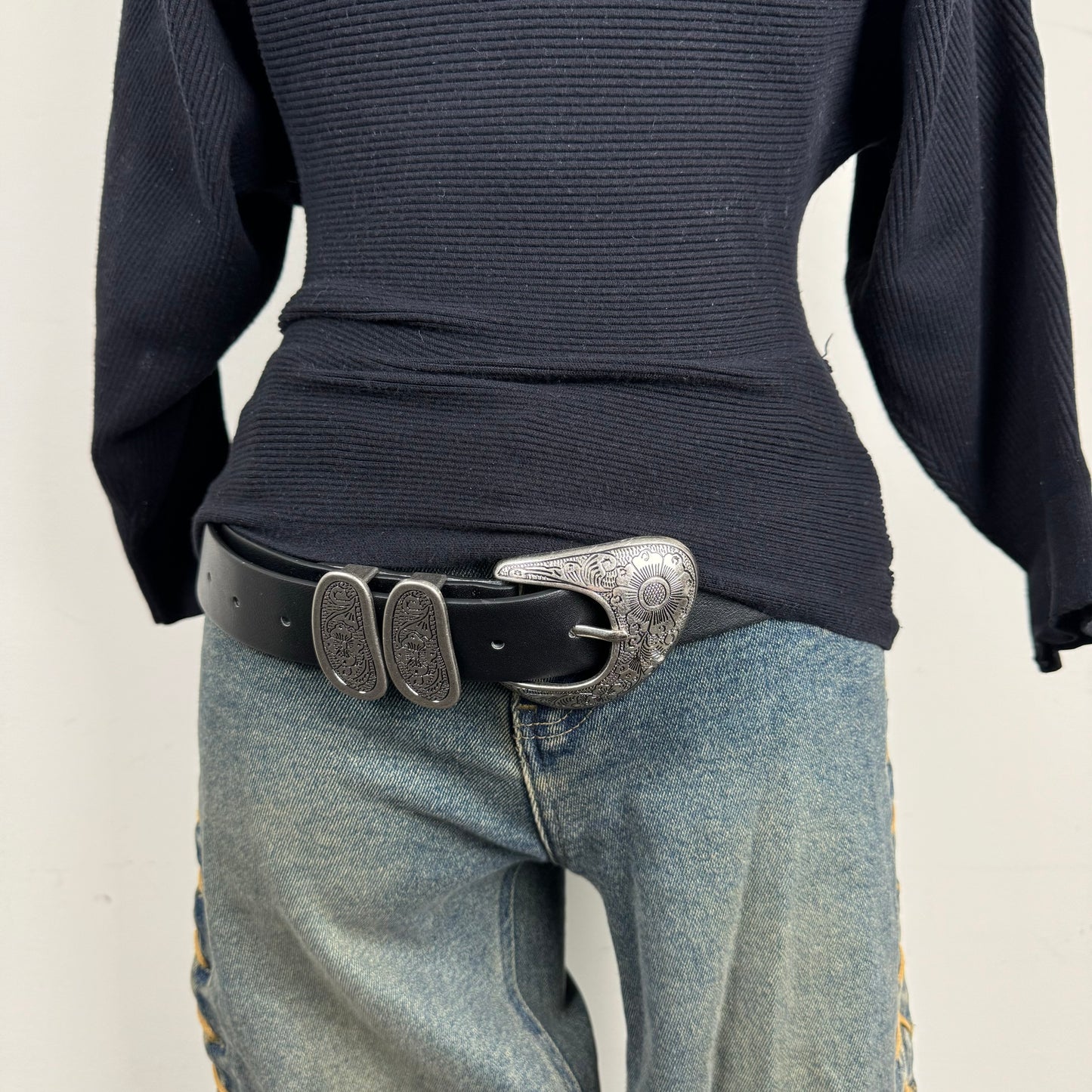 Black Western Silver Buckle Leather Belt