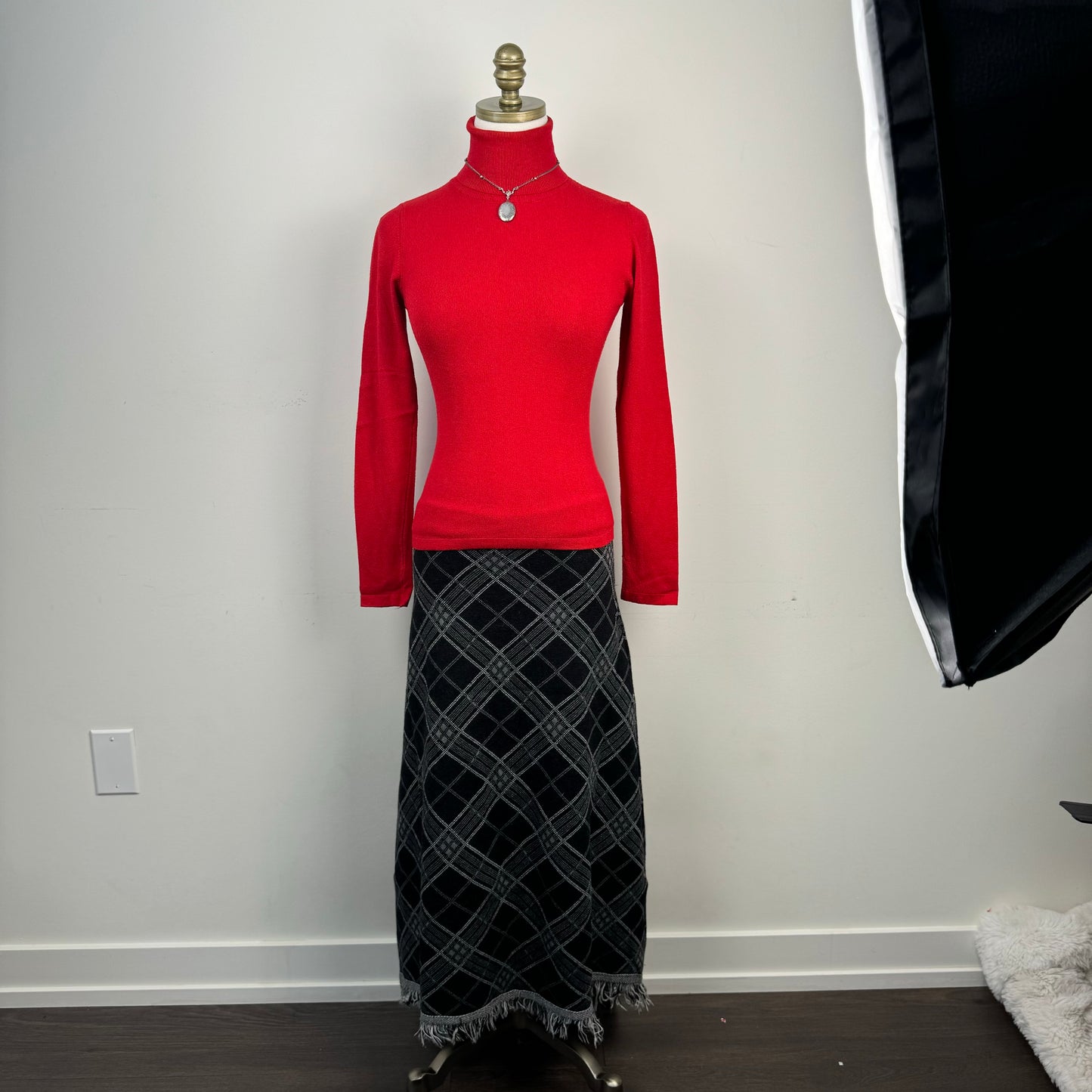 Grey Plaid Knit Midi Skirt