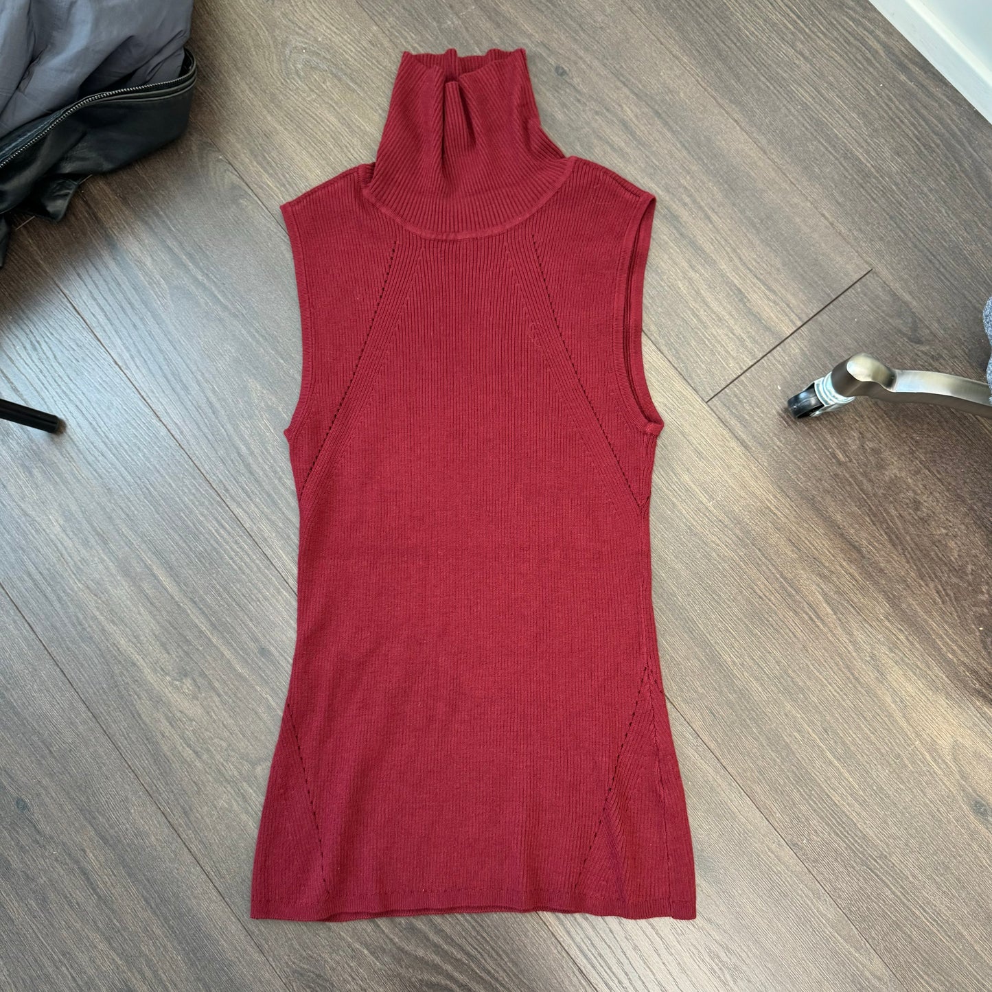 Dark Red Fitted Sleeveless Turtleneck Top