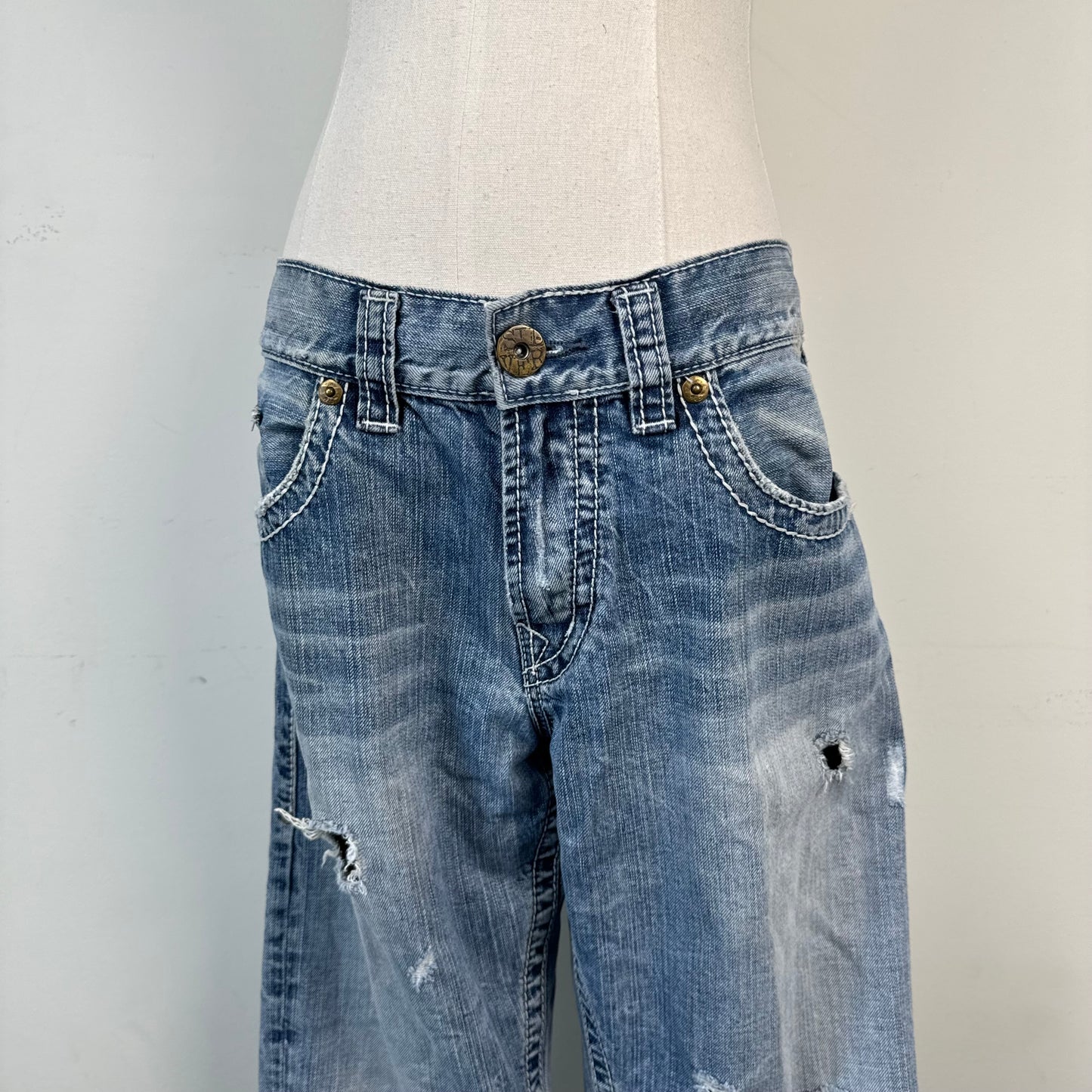 Silver Faded Low Rise Straight Cut Distressed Jeans
