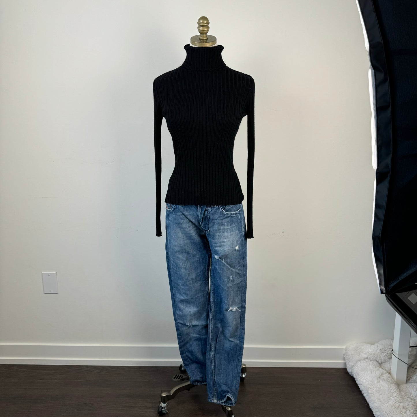 Black Ribbed Knit Fitted Turtleneck Sweater