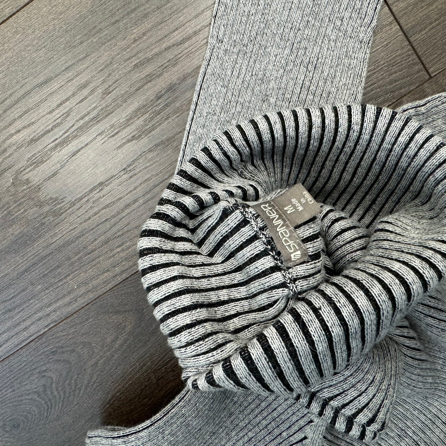 Two-Tone Fitted Turtleneck Sweater