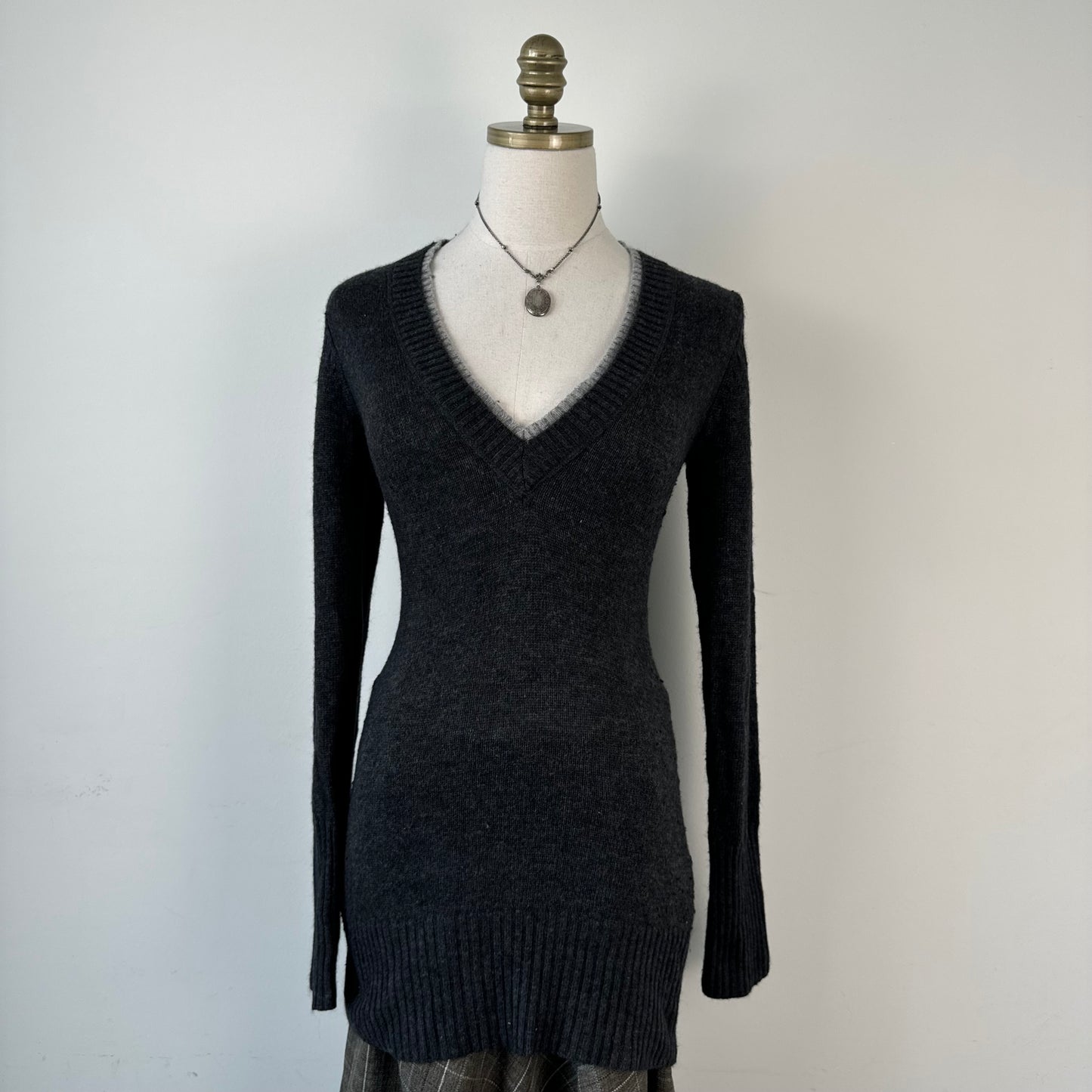 Costa Blanca Fitted Two-Tone Trim Sweater
