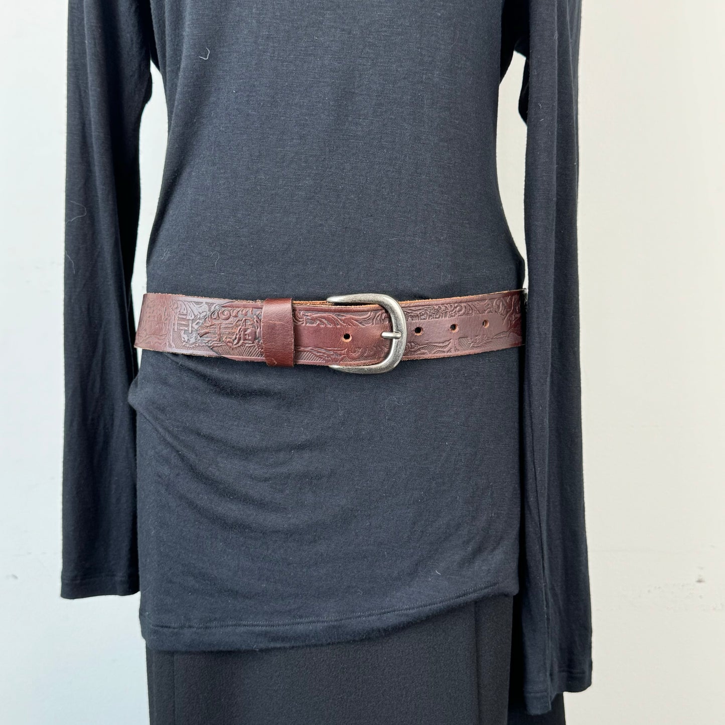 Brown Western Chunky Silver Buckle Leather Belt