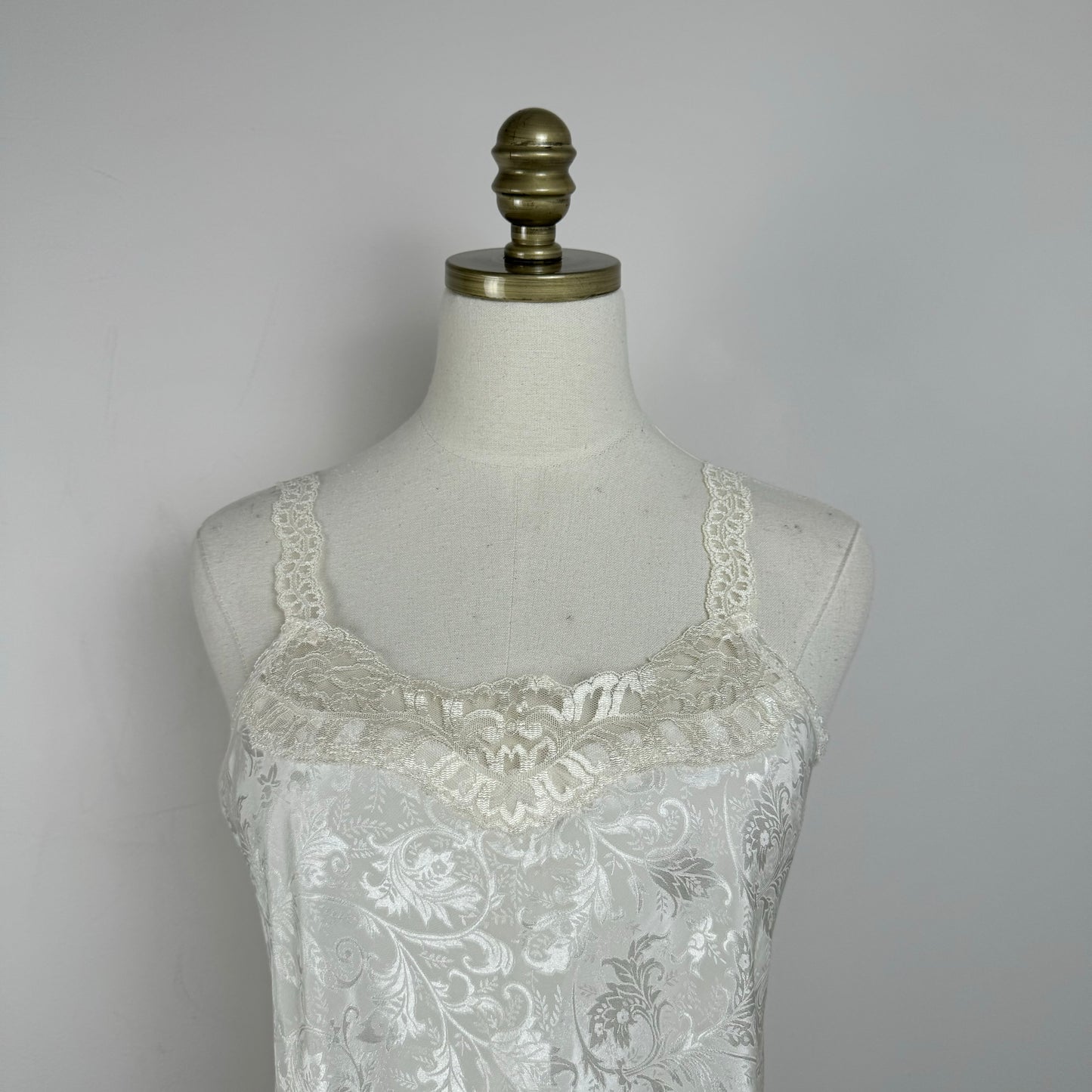 Vintage Cream Lace Trim Floral Print Satin Top