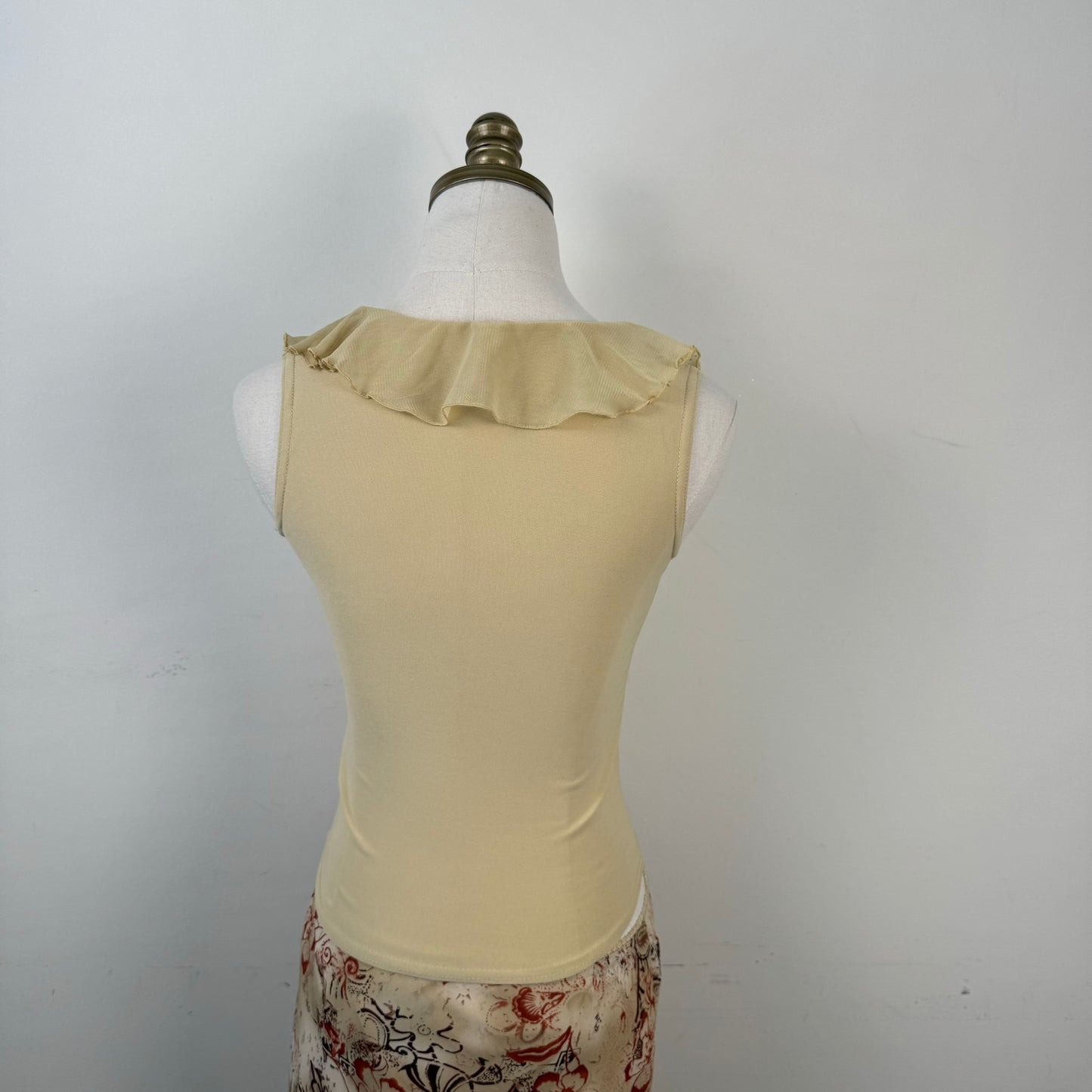 Vintage Ruffled Mesh Fitted Sleeveless Top