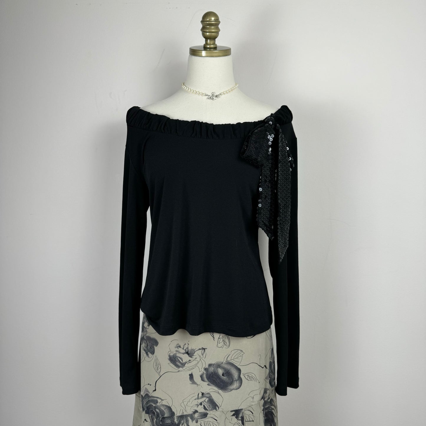 Off The Shoulder Black Made in Italy Top