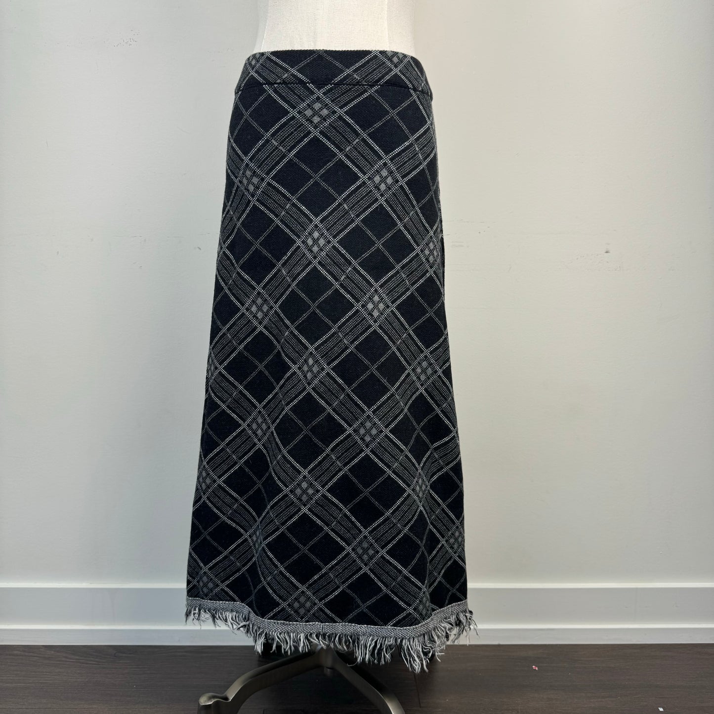 Grey Plaid Knit Midi Skirt