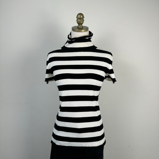 Black and White Striped Short Sleeve Knit Top