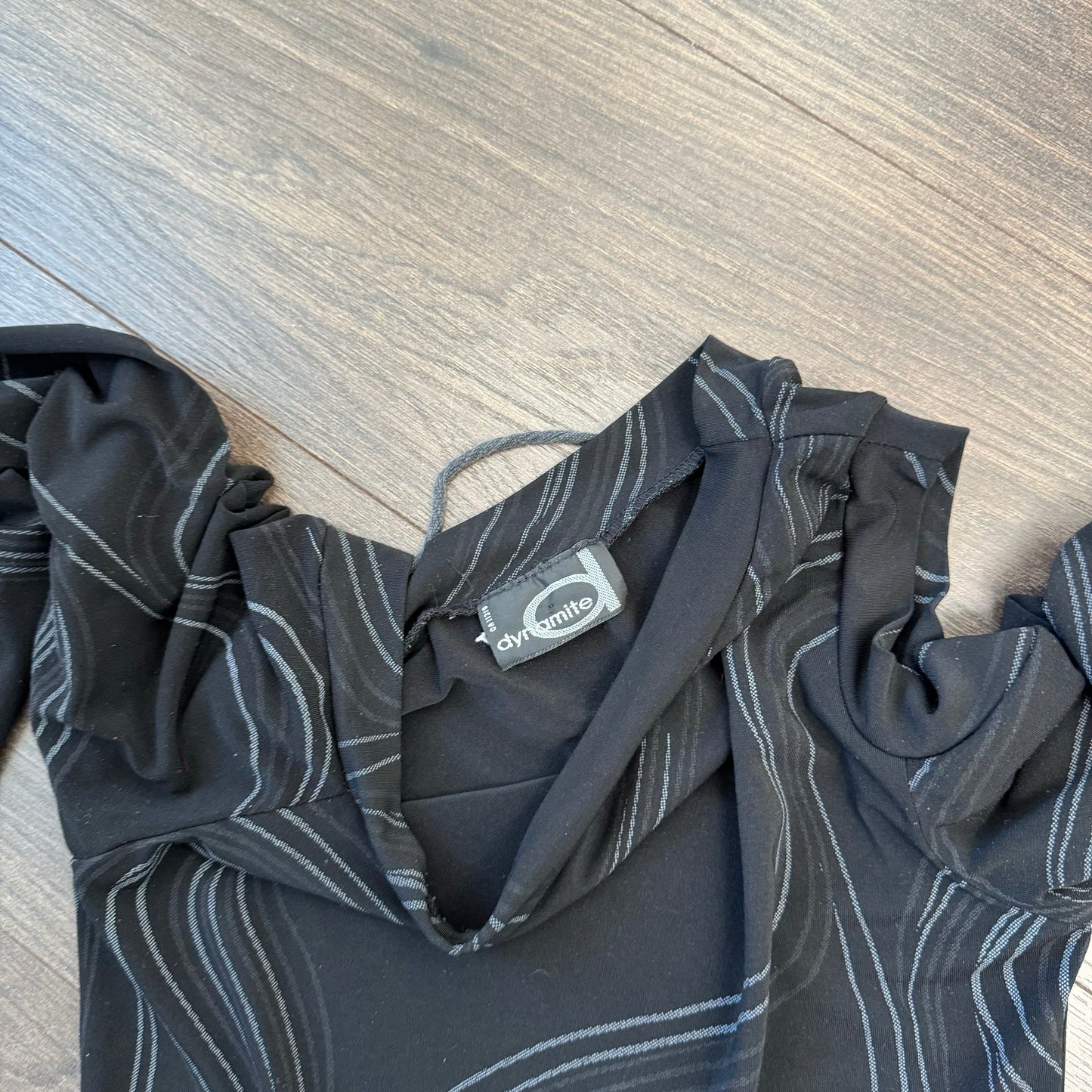90s Cut Out Off Shoulder Long Sleeve Top