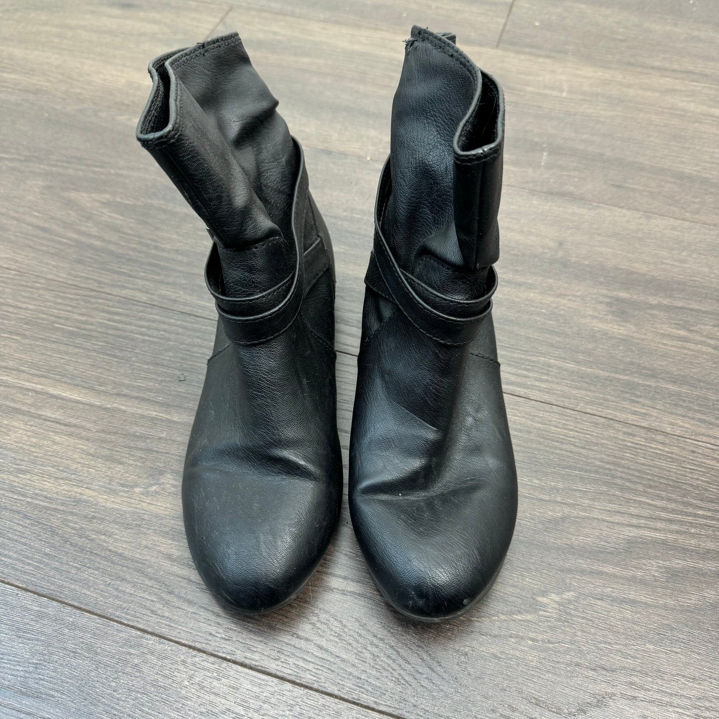 AE Black Leather Biker Boots (US7)
