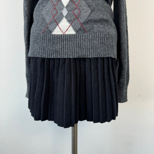 Black Pleated Knit Mini Skirt