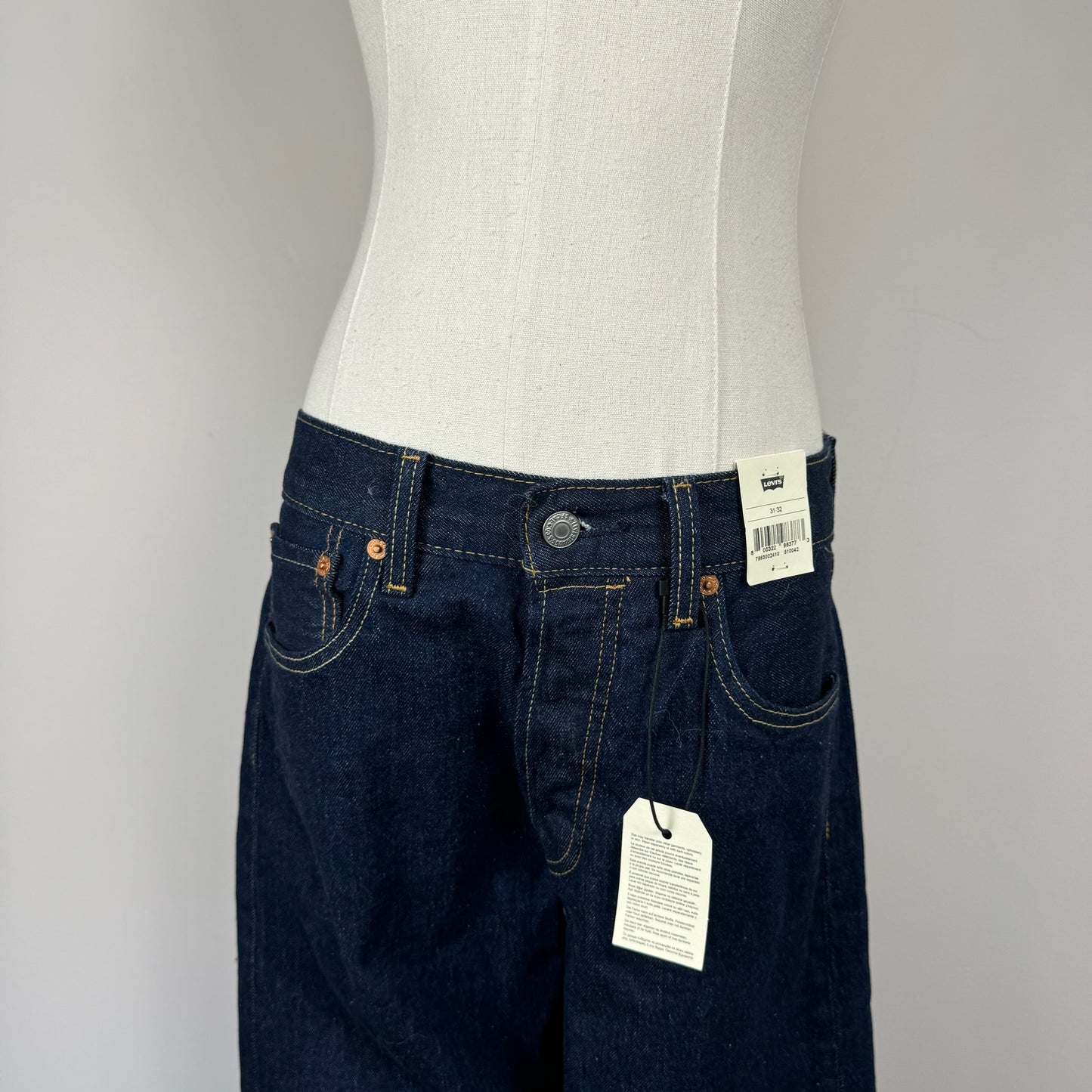Levi's Dark Wash Straight Leg Jeans
