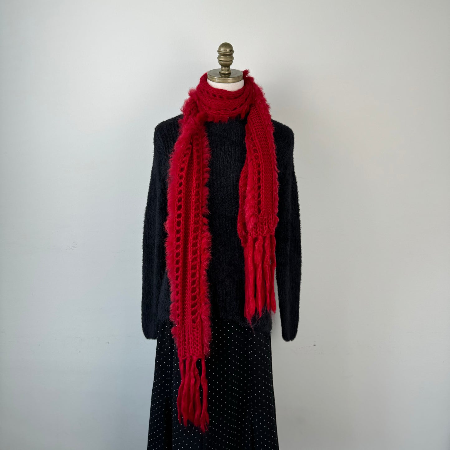 Red Cable Knit Fur Trim Scarf