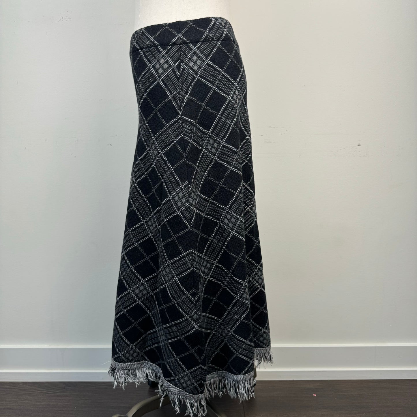 Grey Plaid Knit Midi Skirt