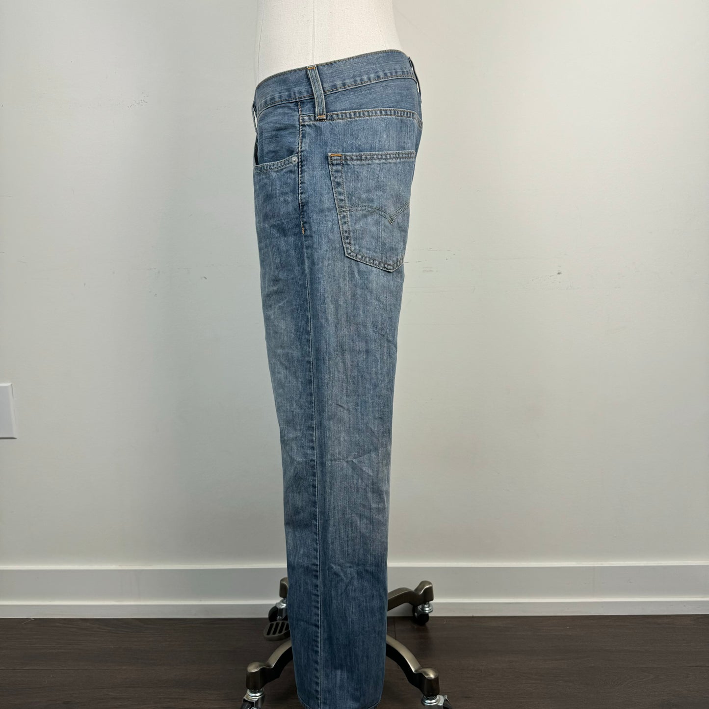 Levi's 527 Low Rise Straight Cut Jeans