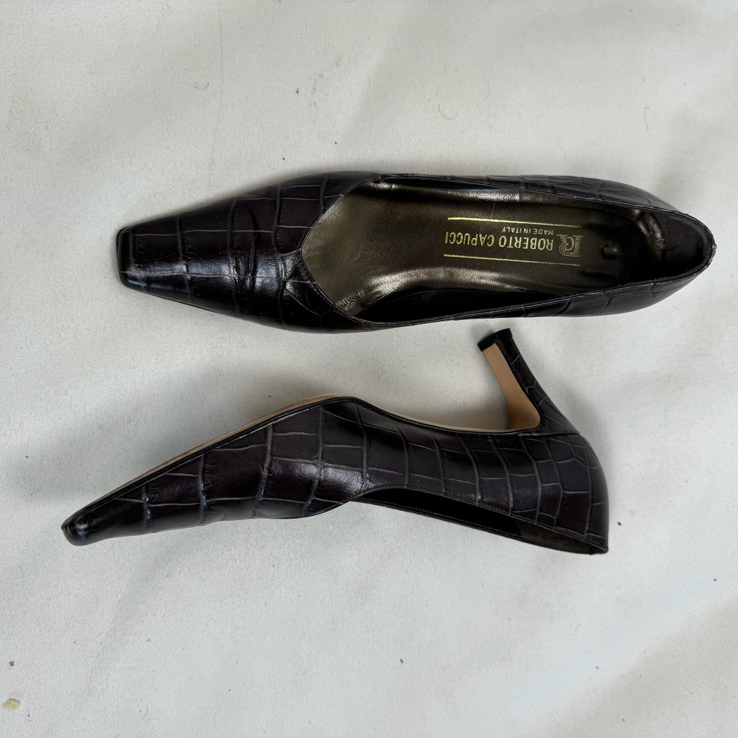 Vintage Pointed Toe Kitten Heels